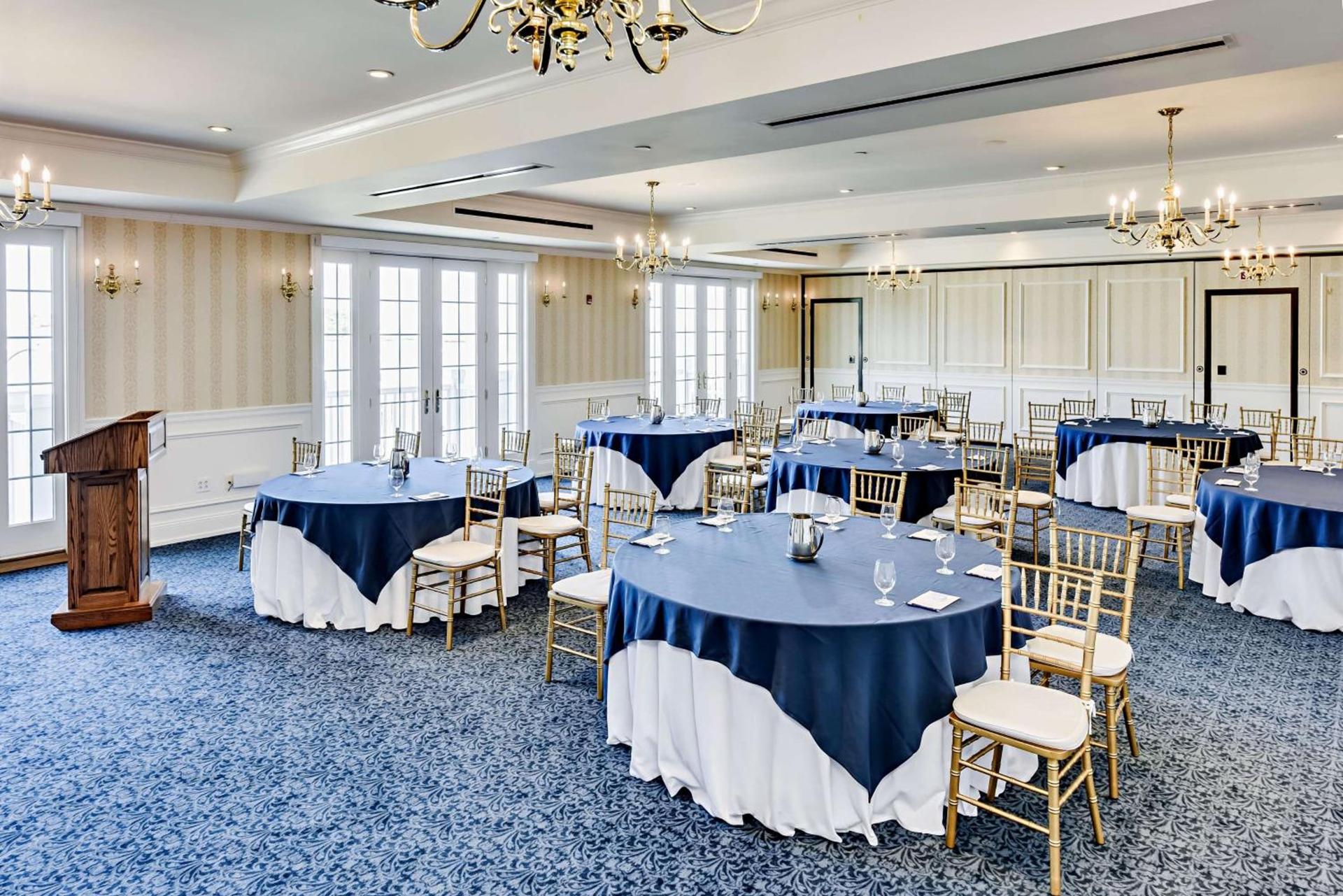 Madison Beach Hotel, Curio Collection by Hilton photo 81