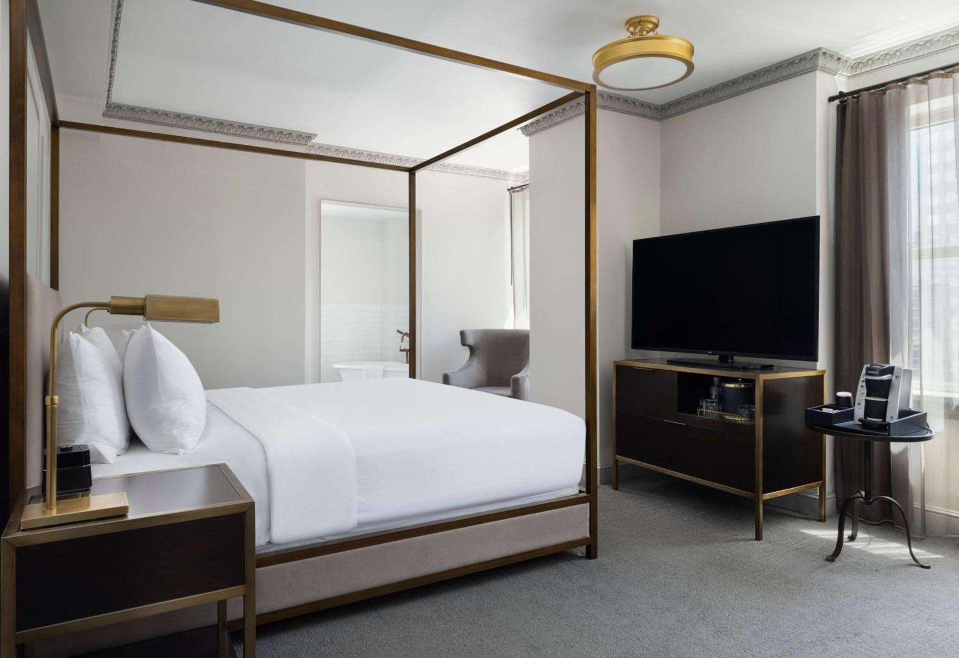 Hotel Phillips Kansas City, Curio Collection By Hilton photo 23