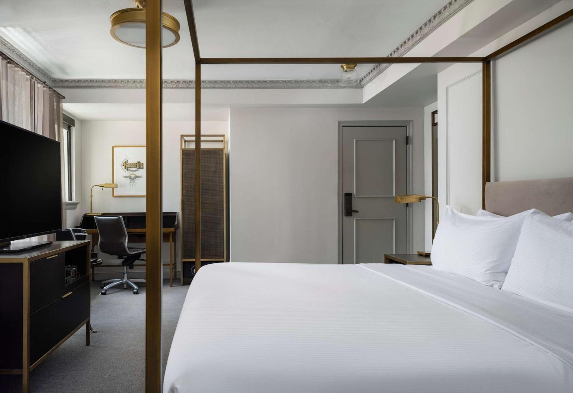 Hotel Phillips Kansas City, Curio Collection By Hilton photo 29