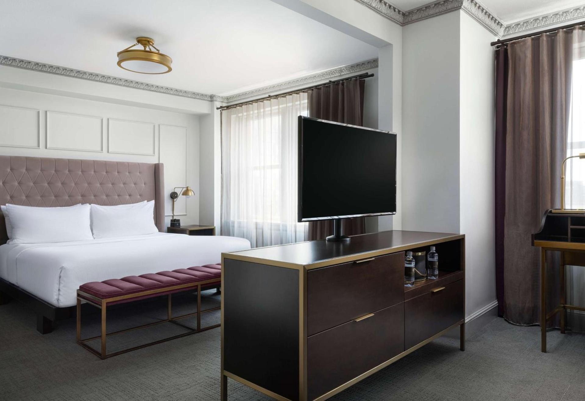 Hotel Phillips Kansas City, Curio Collection By Hilton photo 33