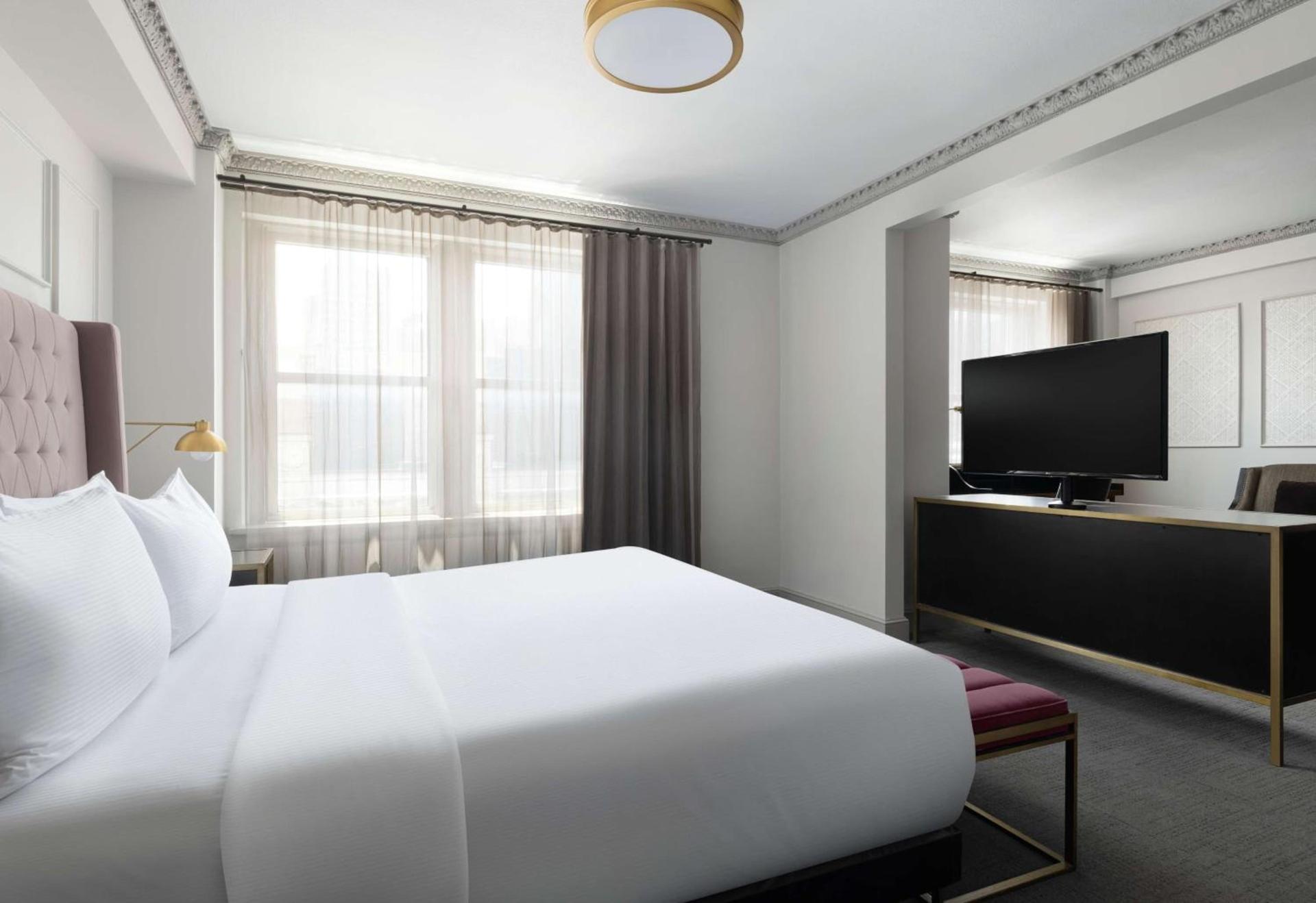 Hotel Phillips Kansas City, Curio Collection By Hilton photo 47