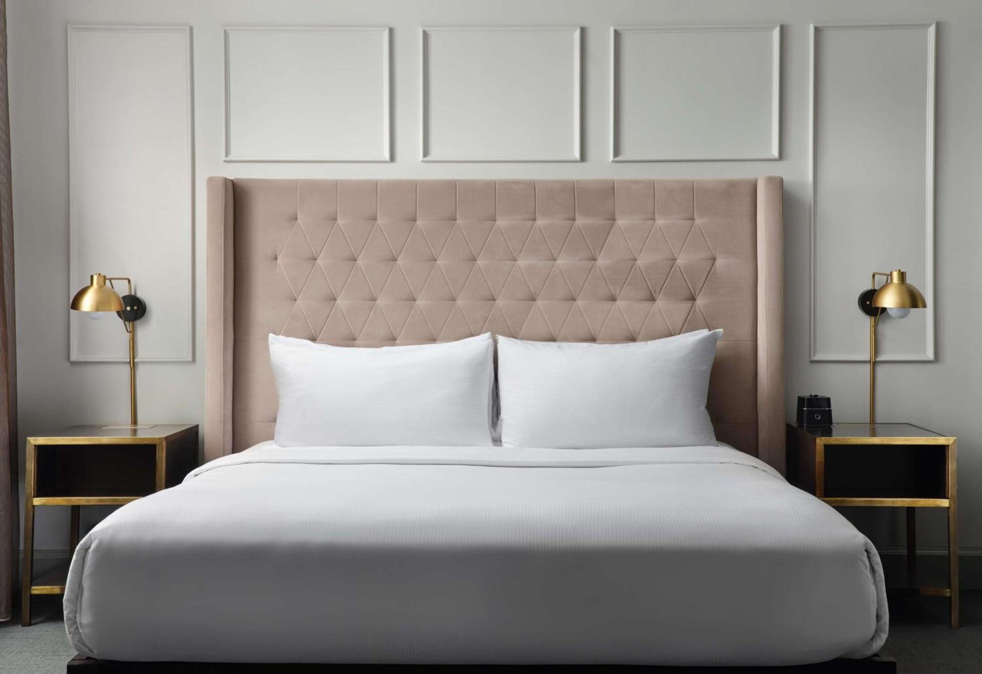 Hotel Phillips Kansas City, Curio Collection By Hilton photo 48