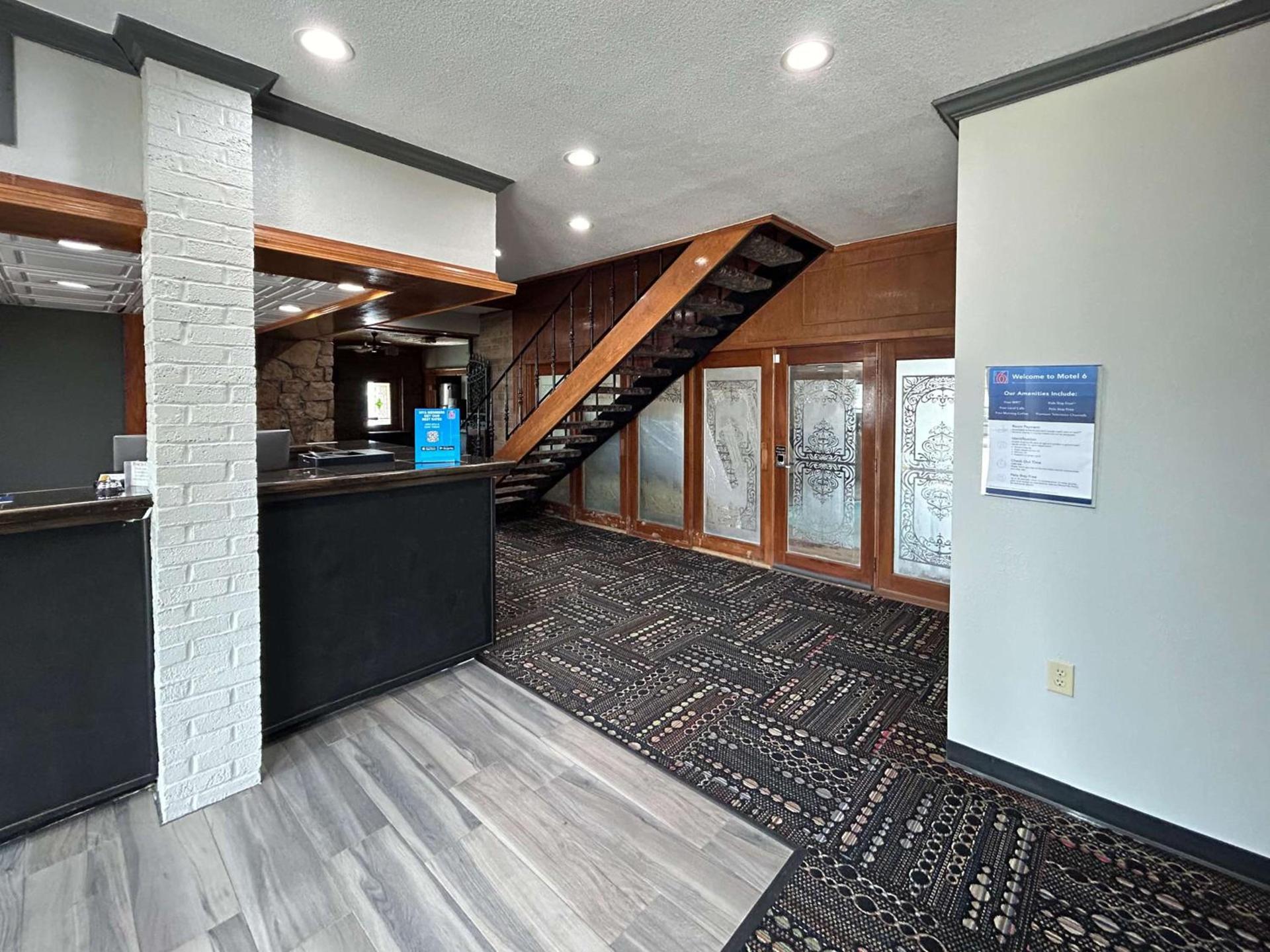 Motel 6 Ada OK photo 2
