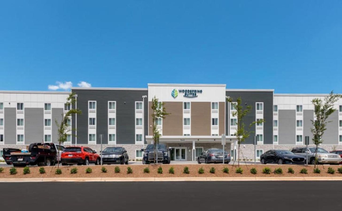 WoodSpring Suites Denver Commerce City photo 11
