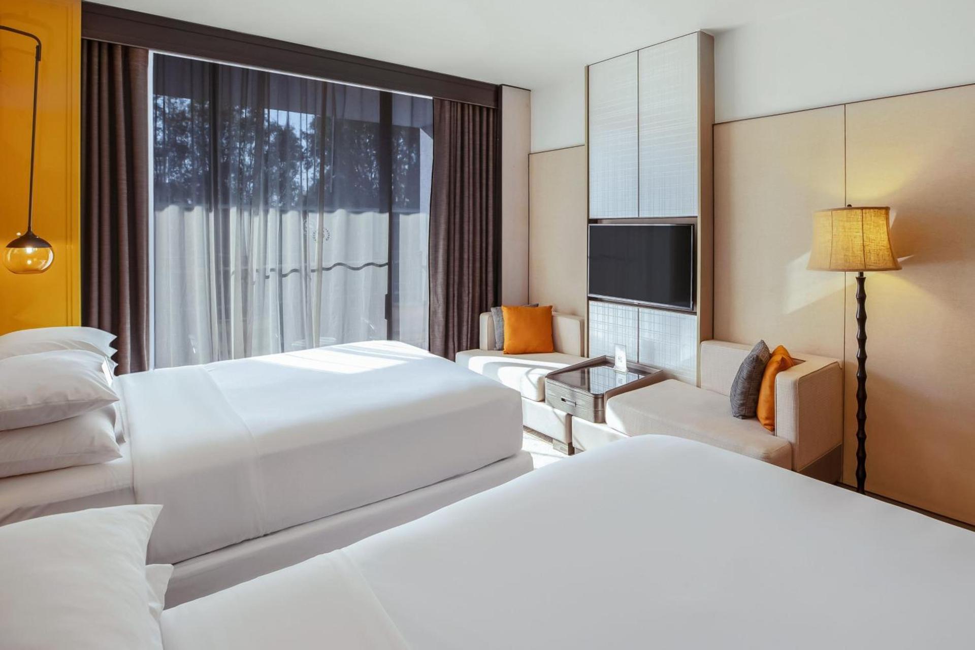Sheraton Universal photo 13