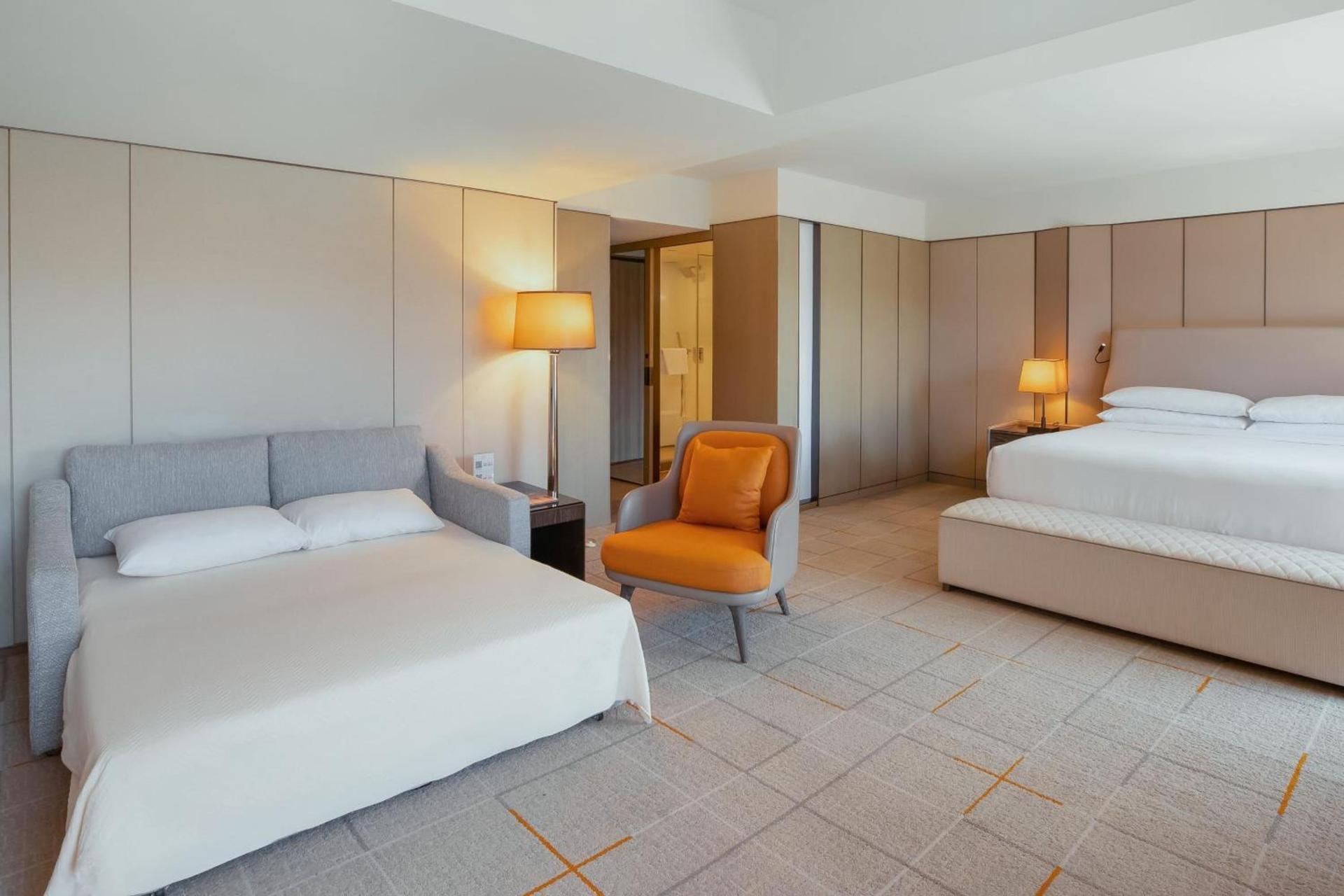 Sheraton Universal photo 24
