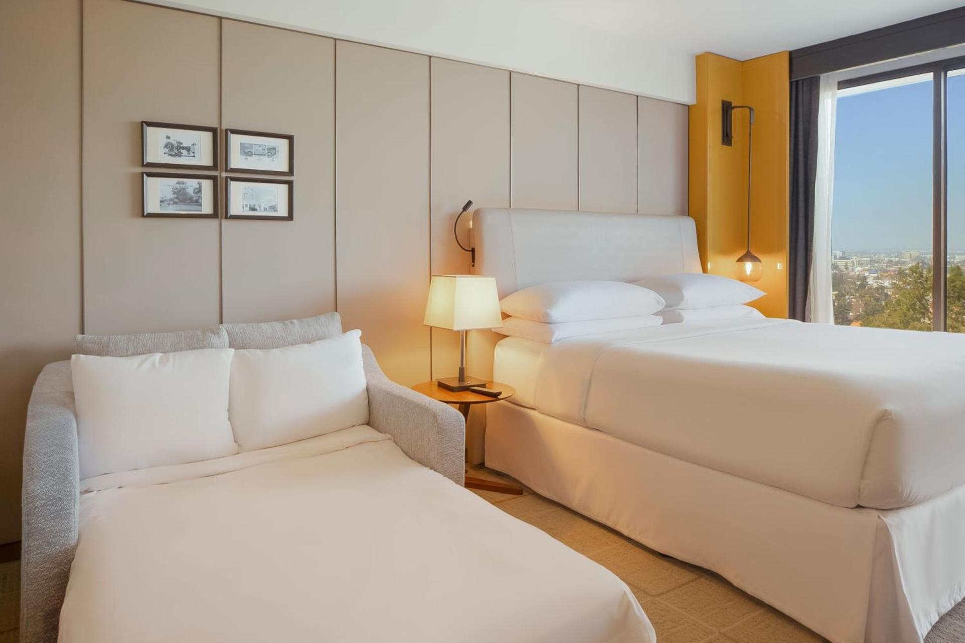 Sheraton Universal photo 26