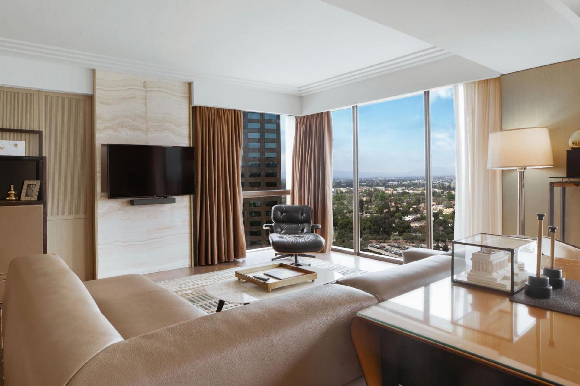 Sheraton Universal photo 37