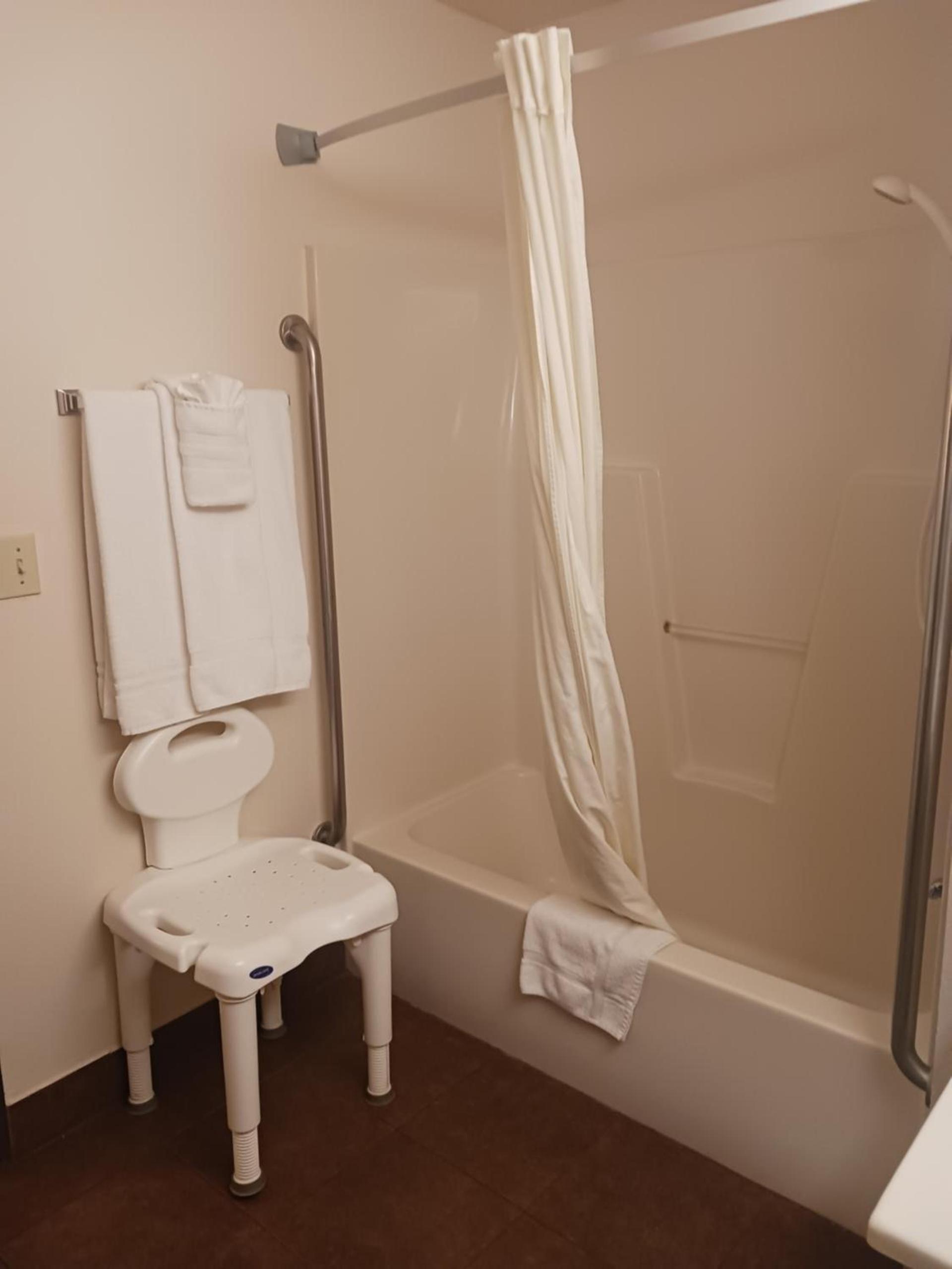 Super 8 by Wyndham Las Vegas photo 28