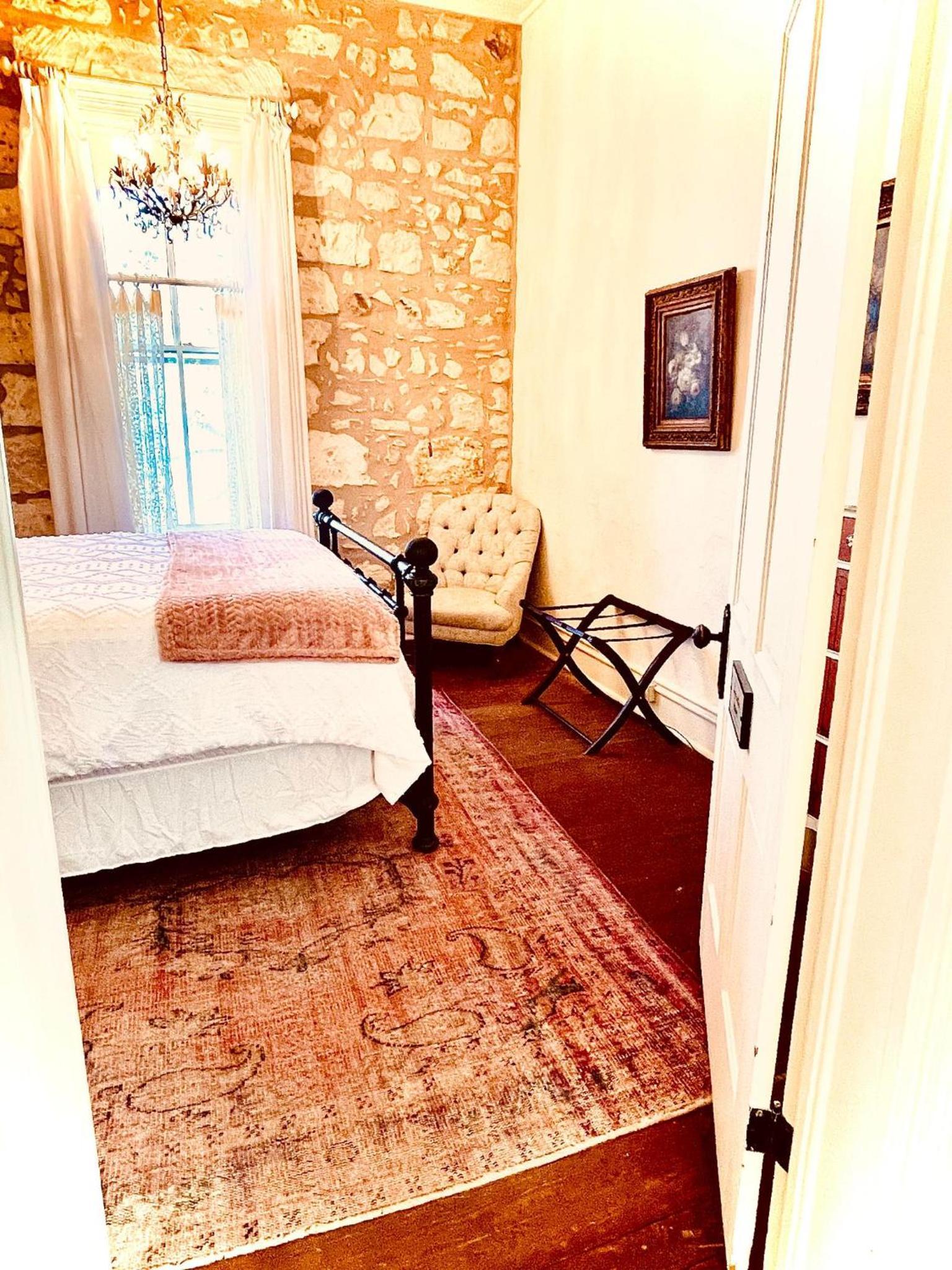 Shopkeeper's Inn photo 33