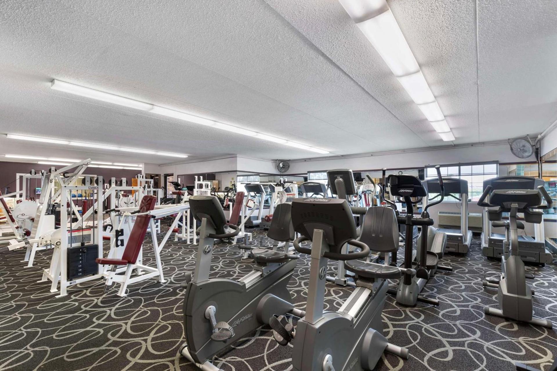 Best Western Plus Longbranch Hotel & Convention Center photo 6