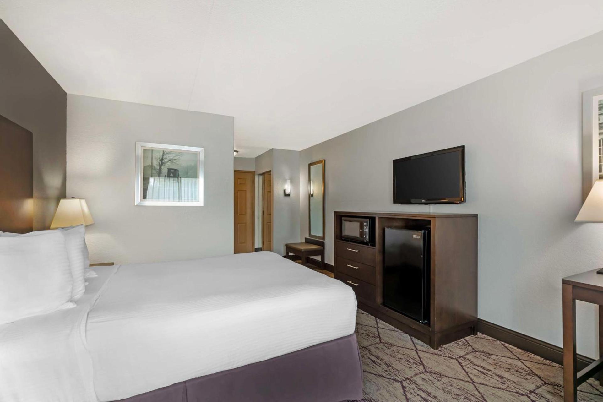 Best Western Plus Longbranch Hotel & Convention Center photo 16
