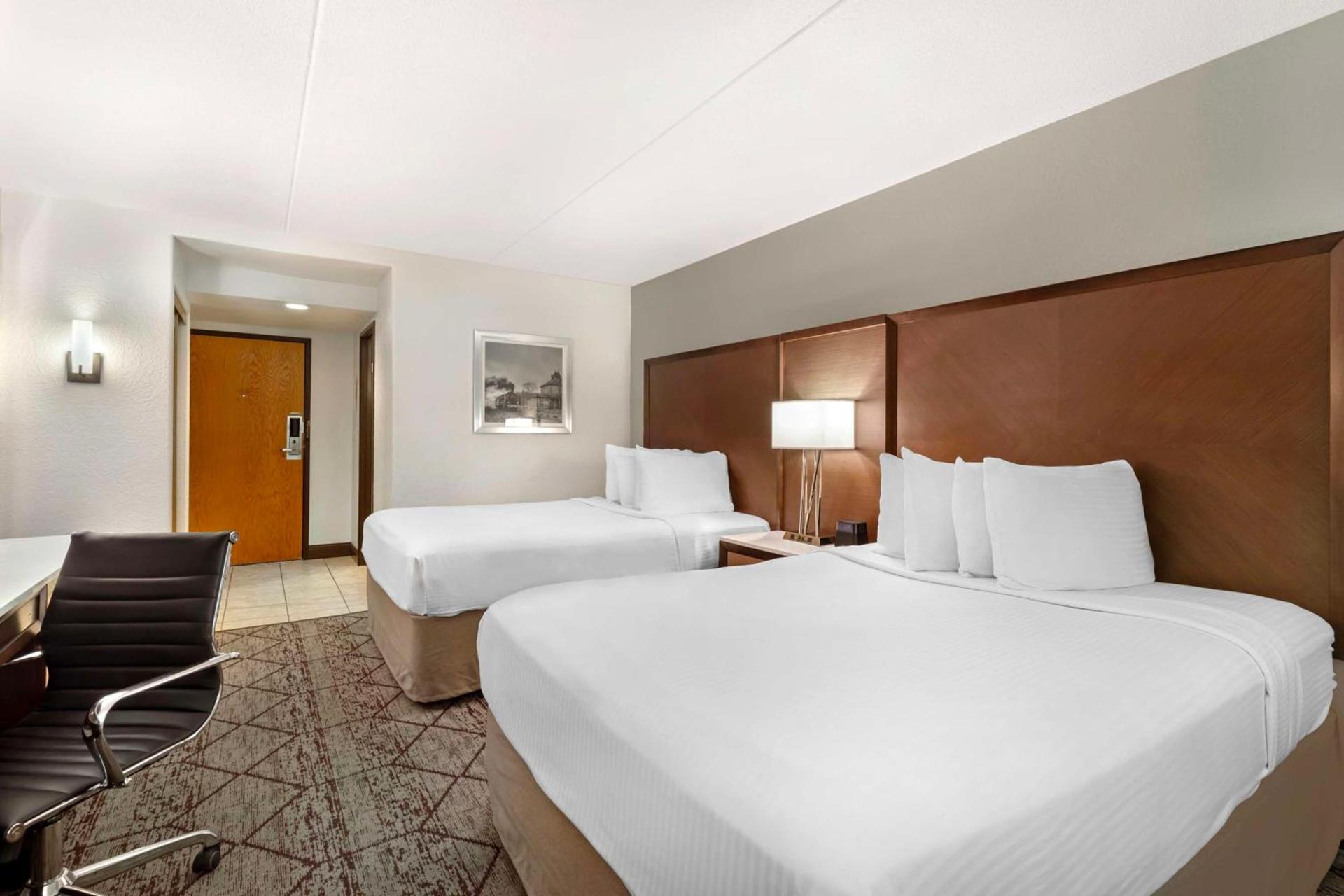 Best Western Plus Longbranch Hotel & Convention Center photo 34
