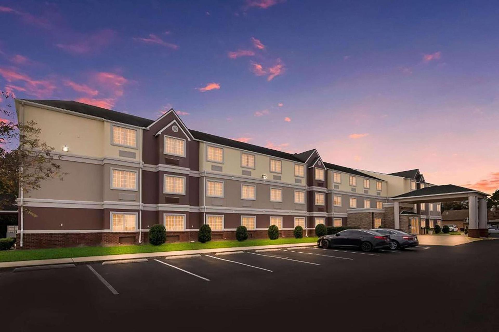Baymont by Wyndham Elizabeth City photo 3