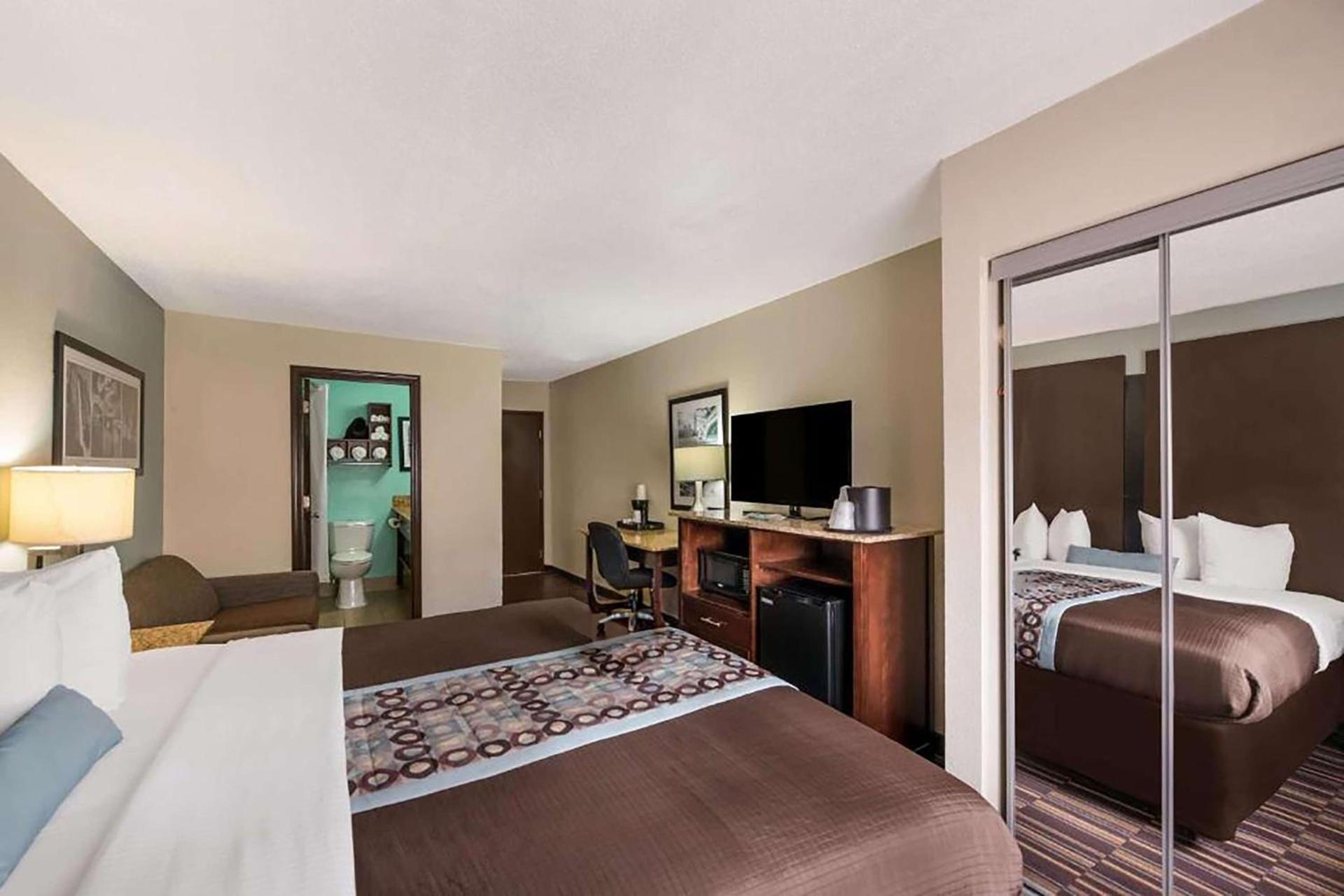 Baymont by Wyndham Elizabeth City photo 23
