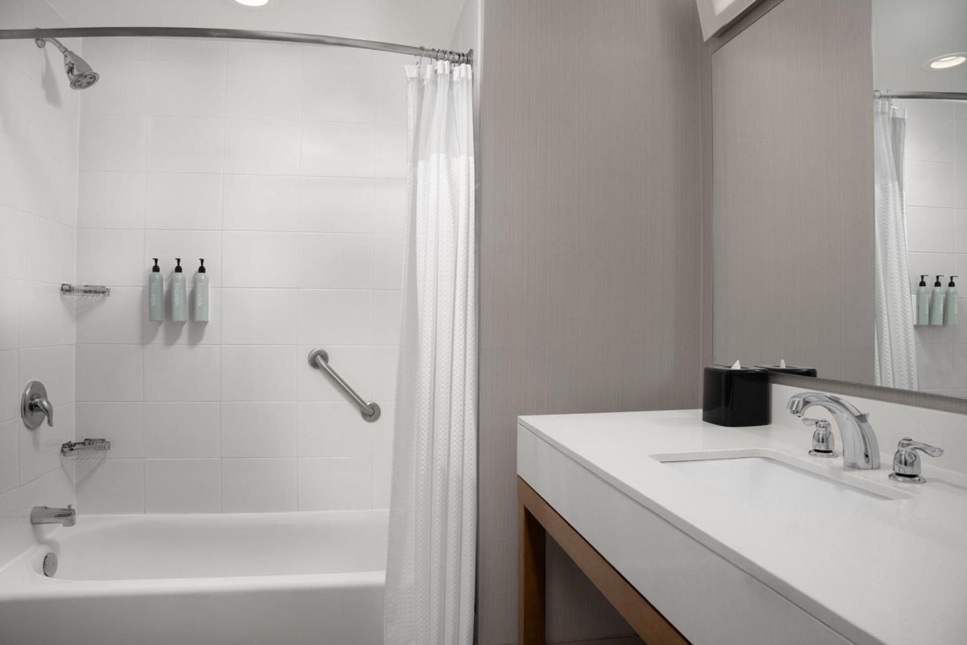 Courtyard by Marriott Philadelphia Bensalem photo 20