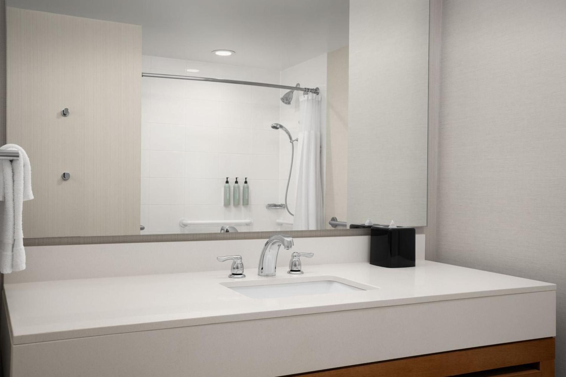 Courtyard by Marriott Philadelphia Bensalem photo 21