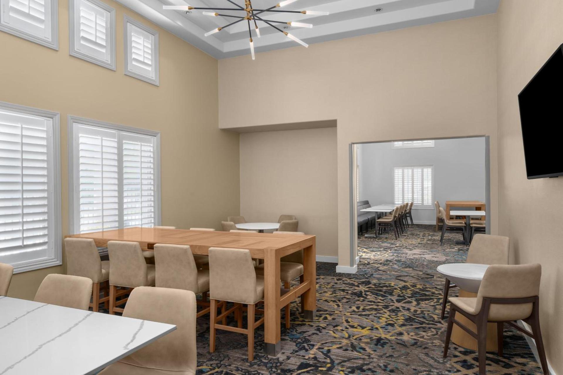 Residence Inn by Marriott Santa Clarita Valencia photo 63