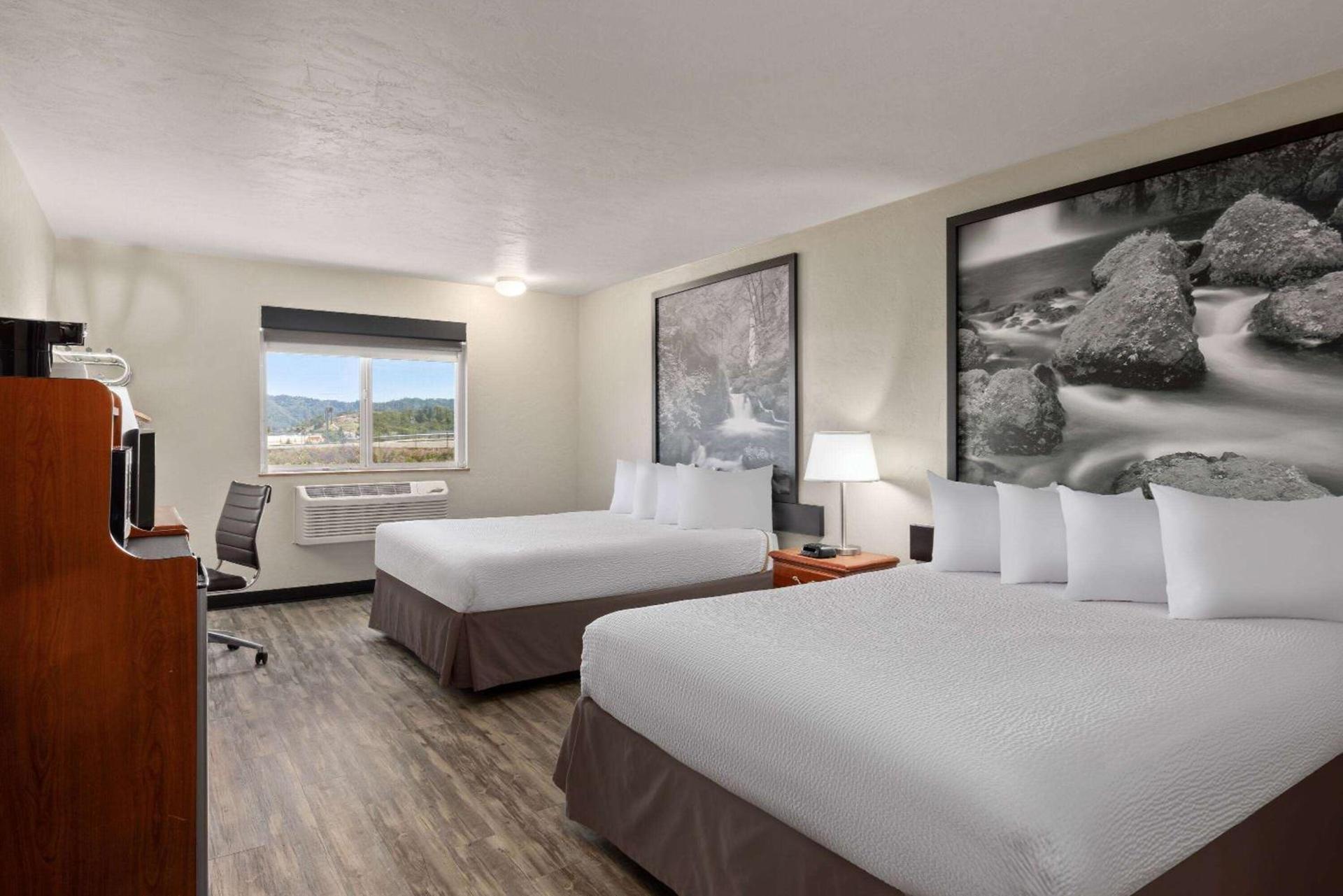 Super 8 by Wyndham Roseburg photo 22