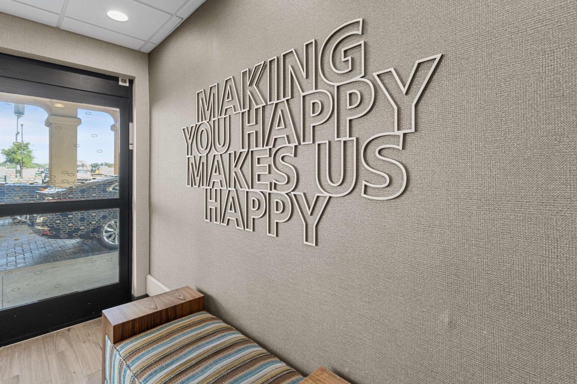Hampton Inn & Suites Selma-San Antonio/Randolph AFB photo 29