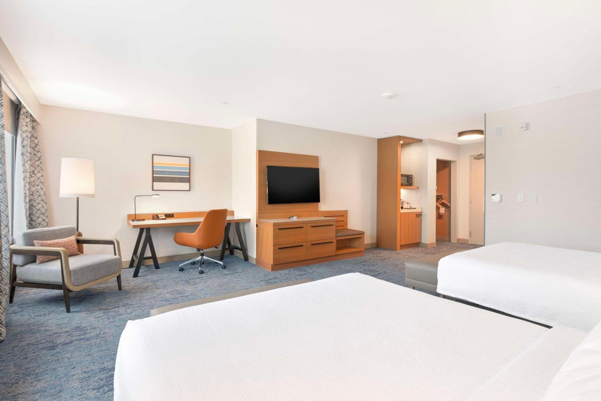 Hilton Garden Inn LAX - El Segundo photo 22