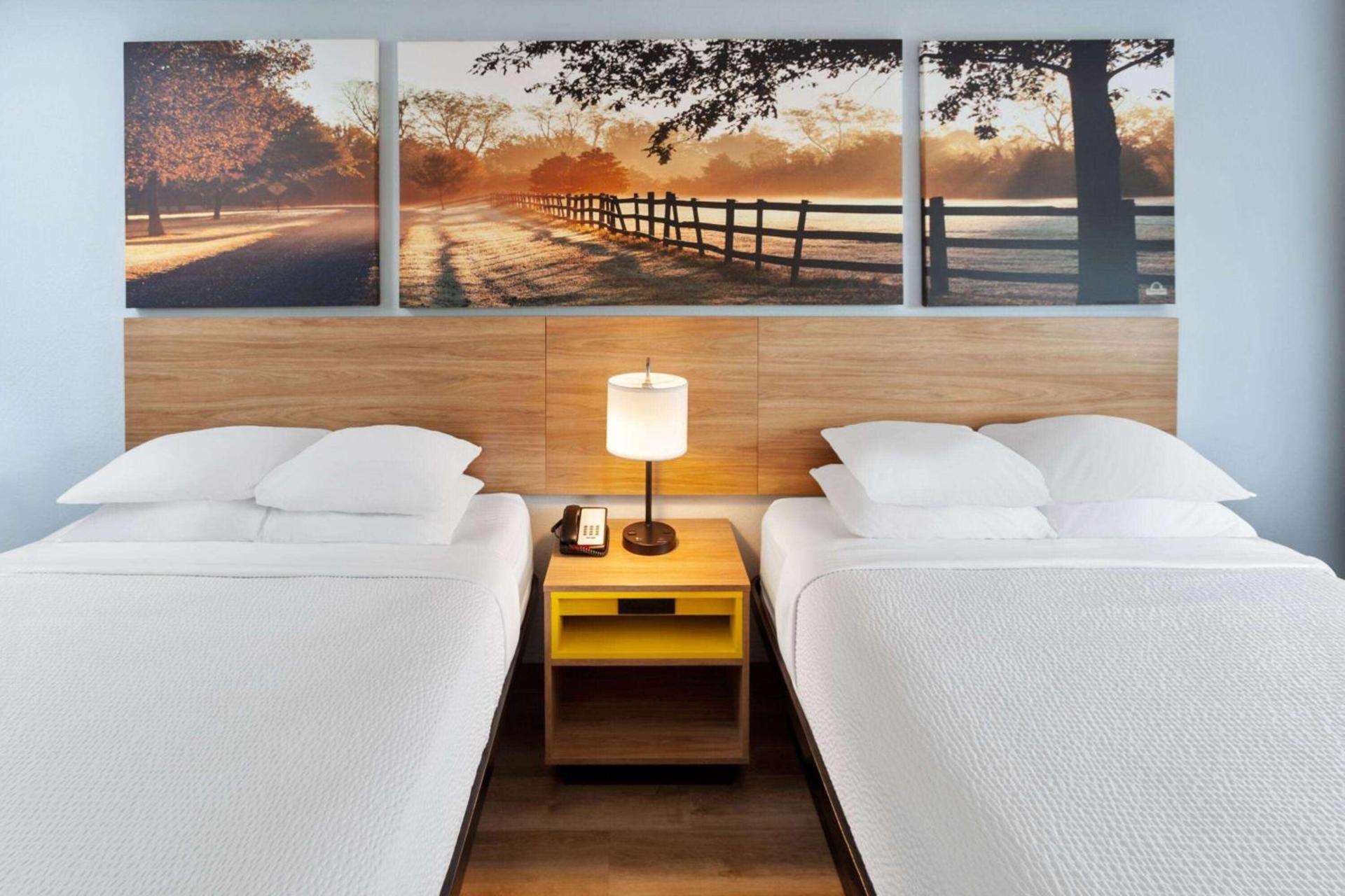 Days Inn & Suites by Wyndham Siler City photo 10