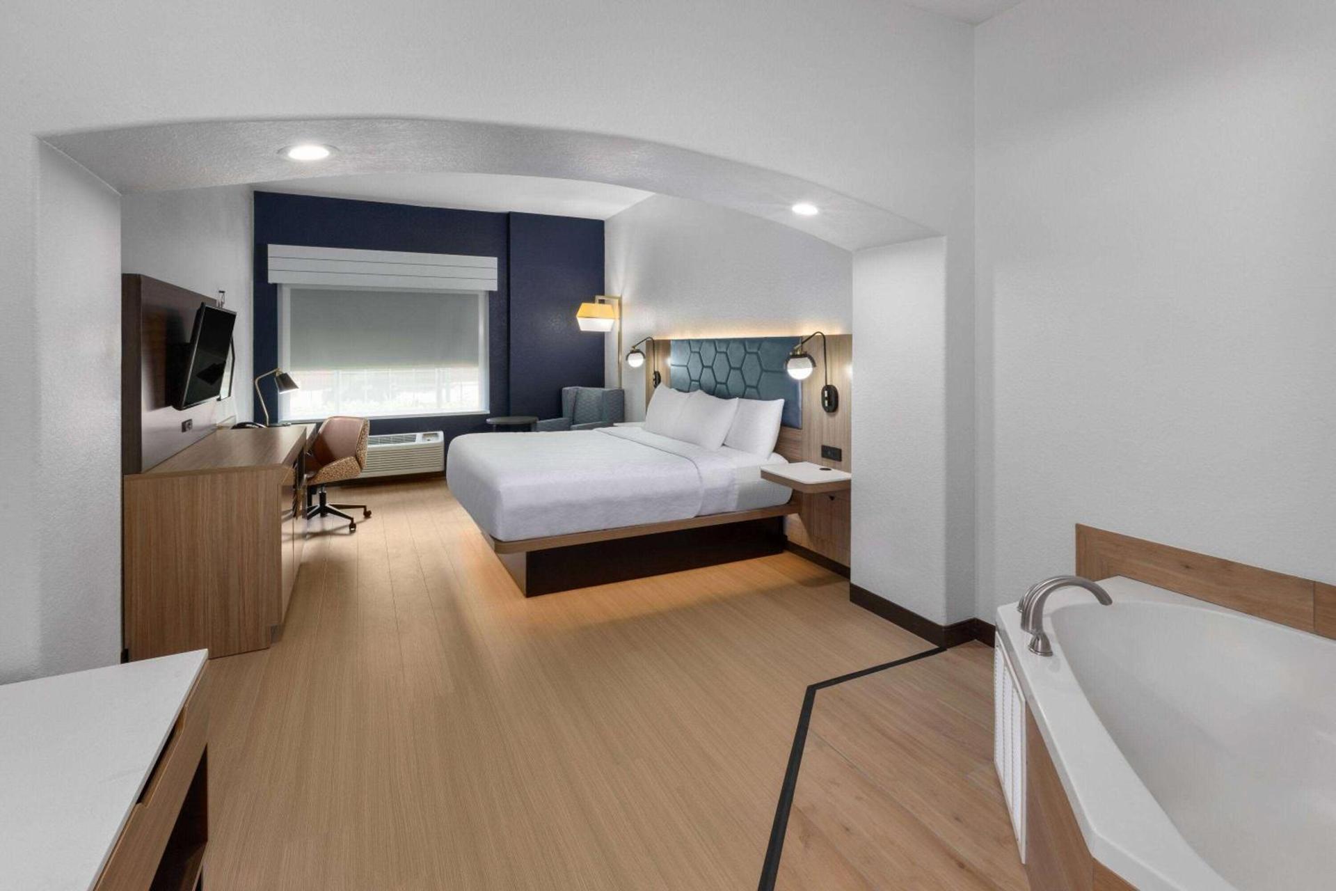 La Quinta by Wyndham San Antonio Northwest photo 40
