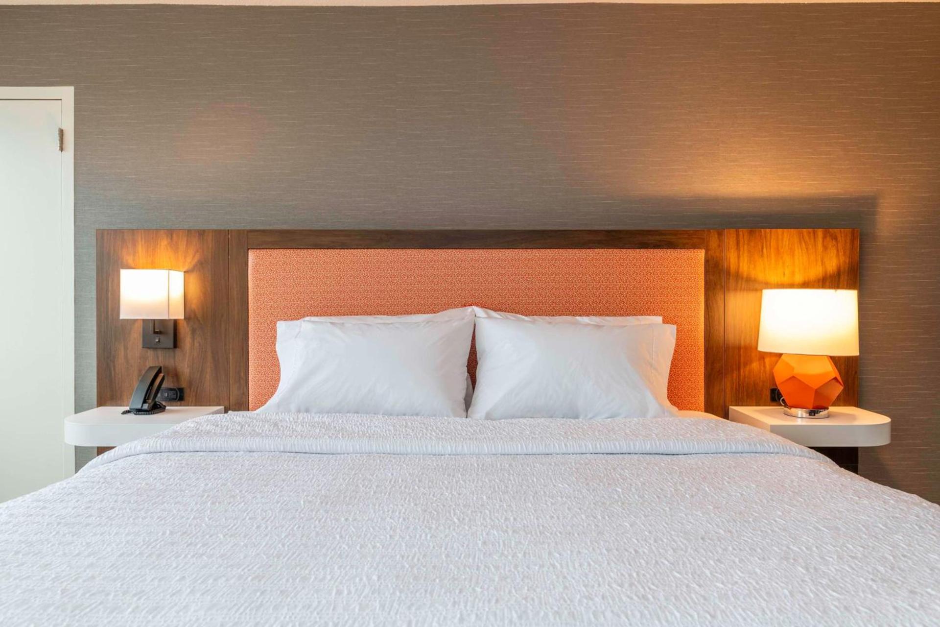 Hampton Inn Manchester Downtown photo 23