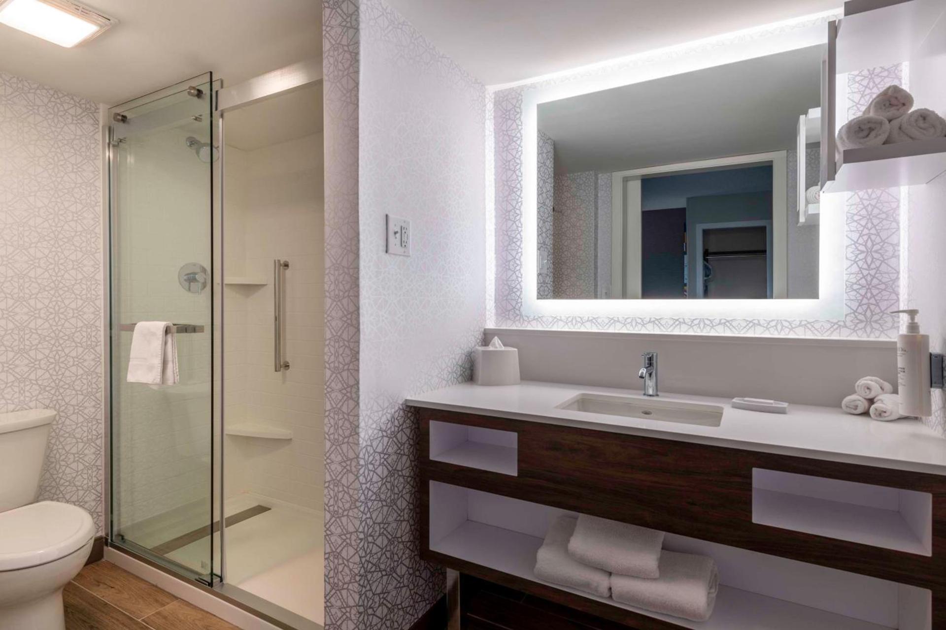 Hampton Inn Manchester Downtown photo 24