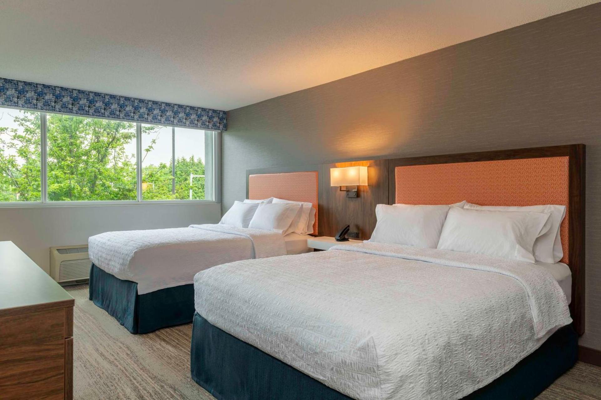 Hampton Inn Manchester Downtown photo 25