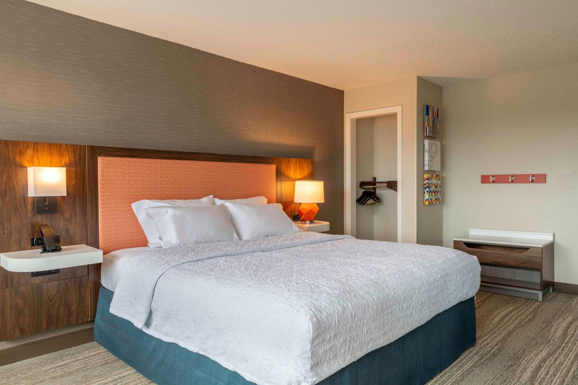 Hampton Inn Manchester Downtown photo 29