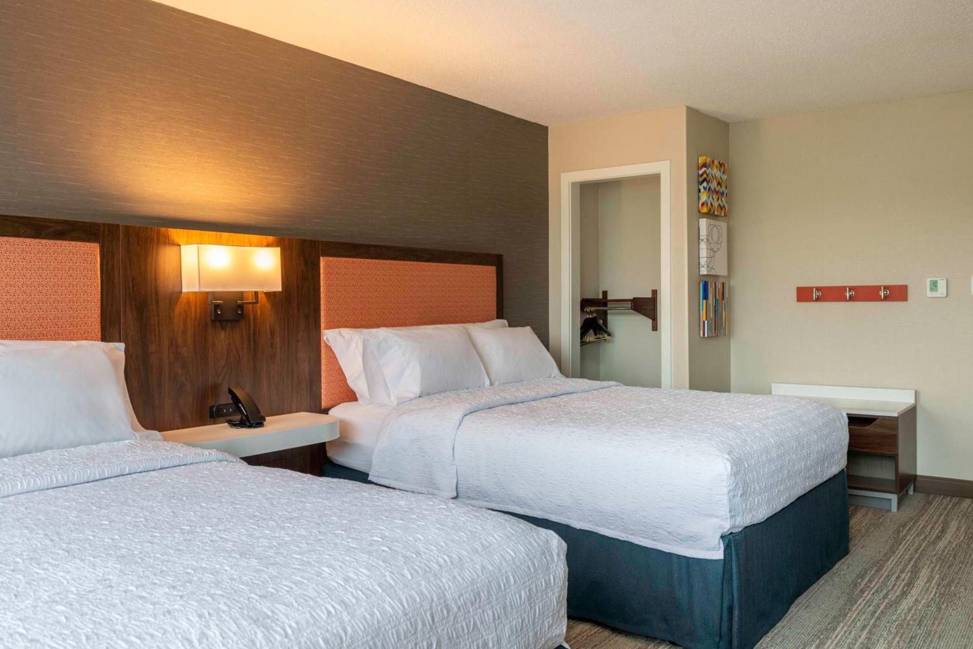 Hampton Inn Manchester Downtown photo 39