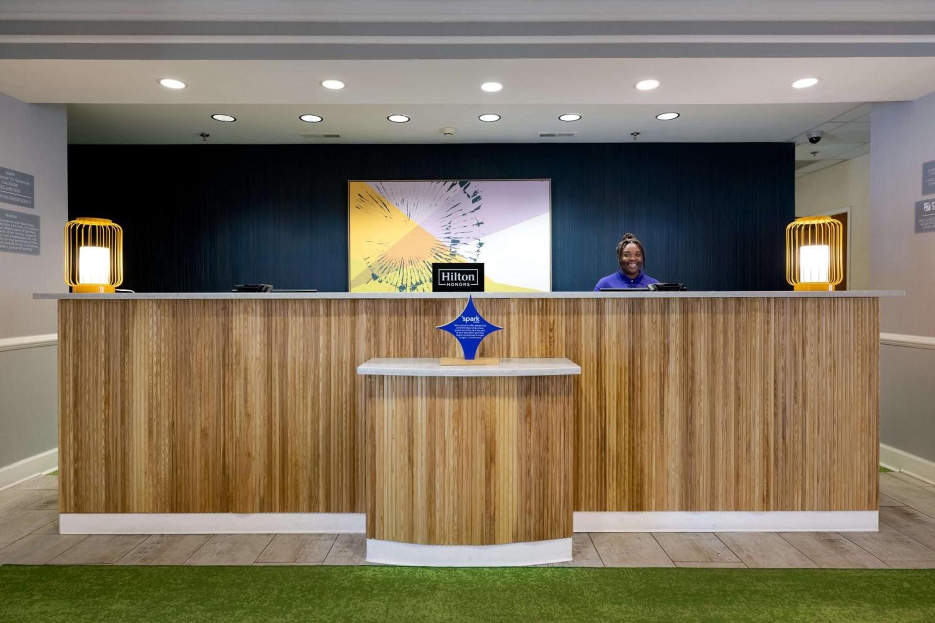 Spark by Hilton Savannah Airport photo 2