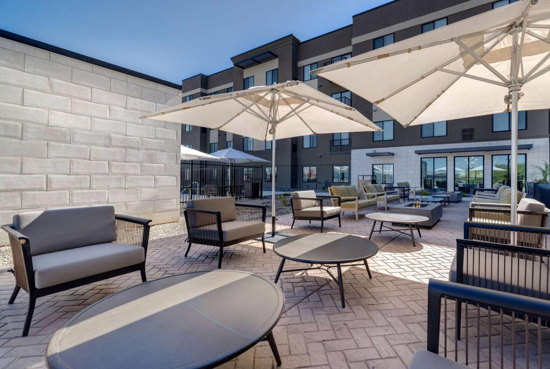 WaterWalk Extended Stay by Wyndham Tucson photo 15