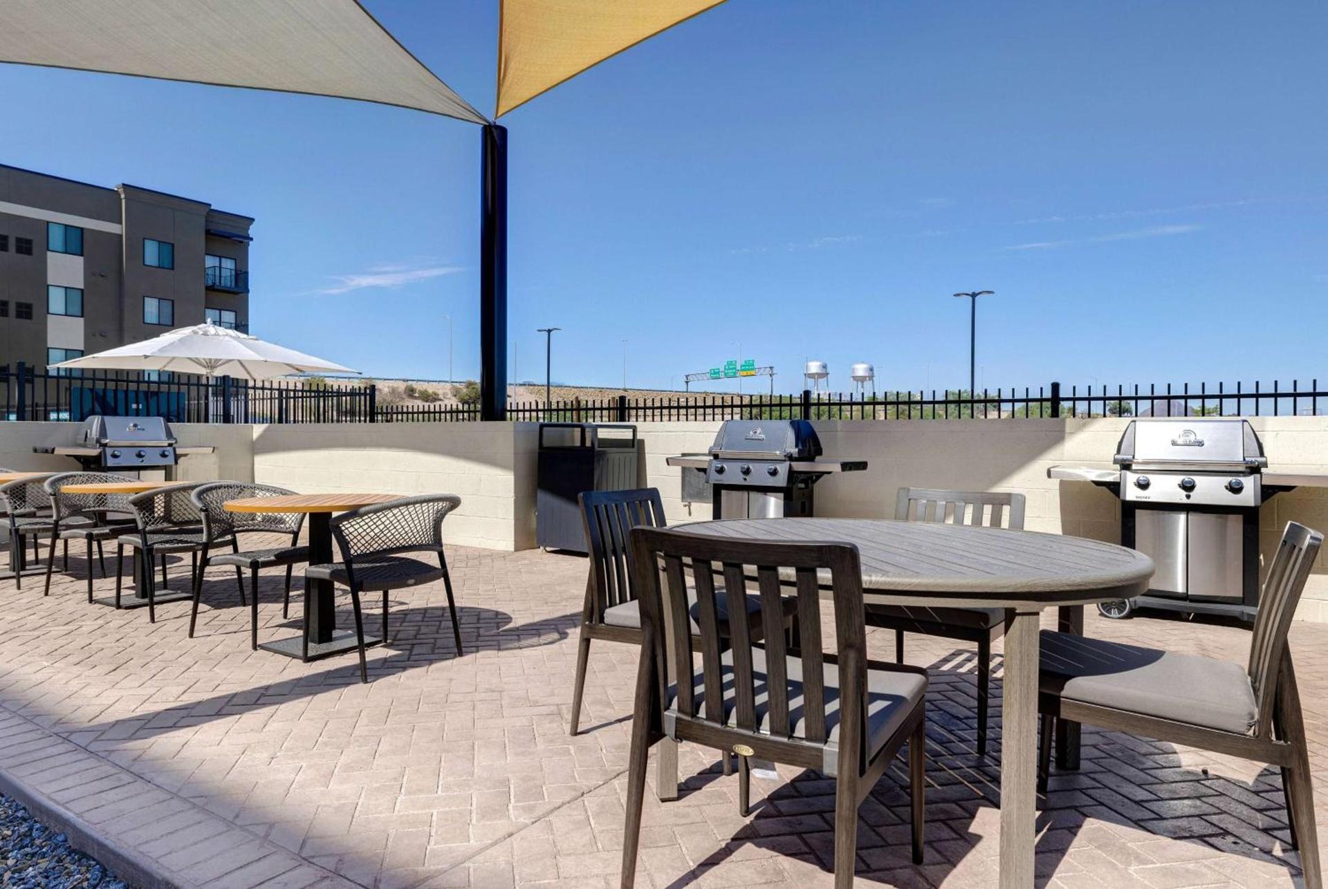 WaterWalk Extended Stay by Wyndham Tucson photo 17