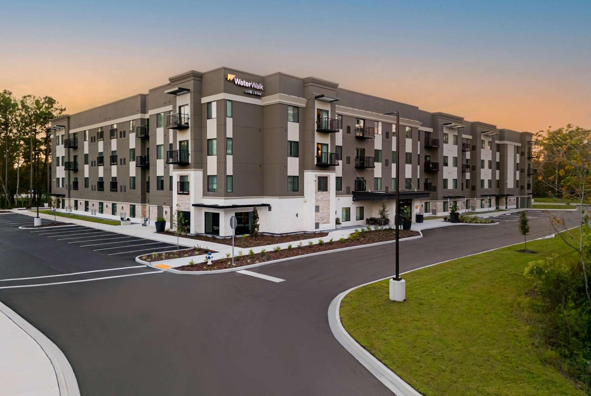 WaterWalk Extended Stay by Wyndham Jacksonville Deerwood Pk photo 1