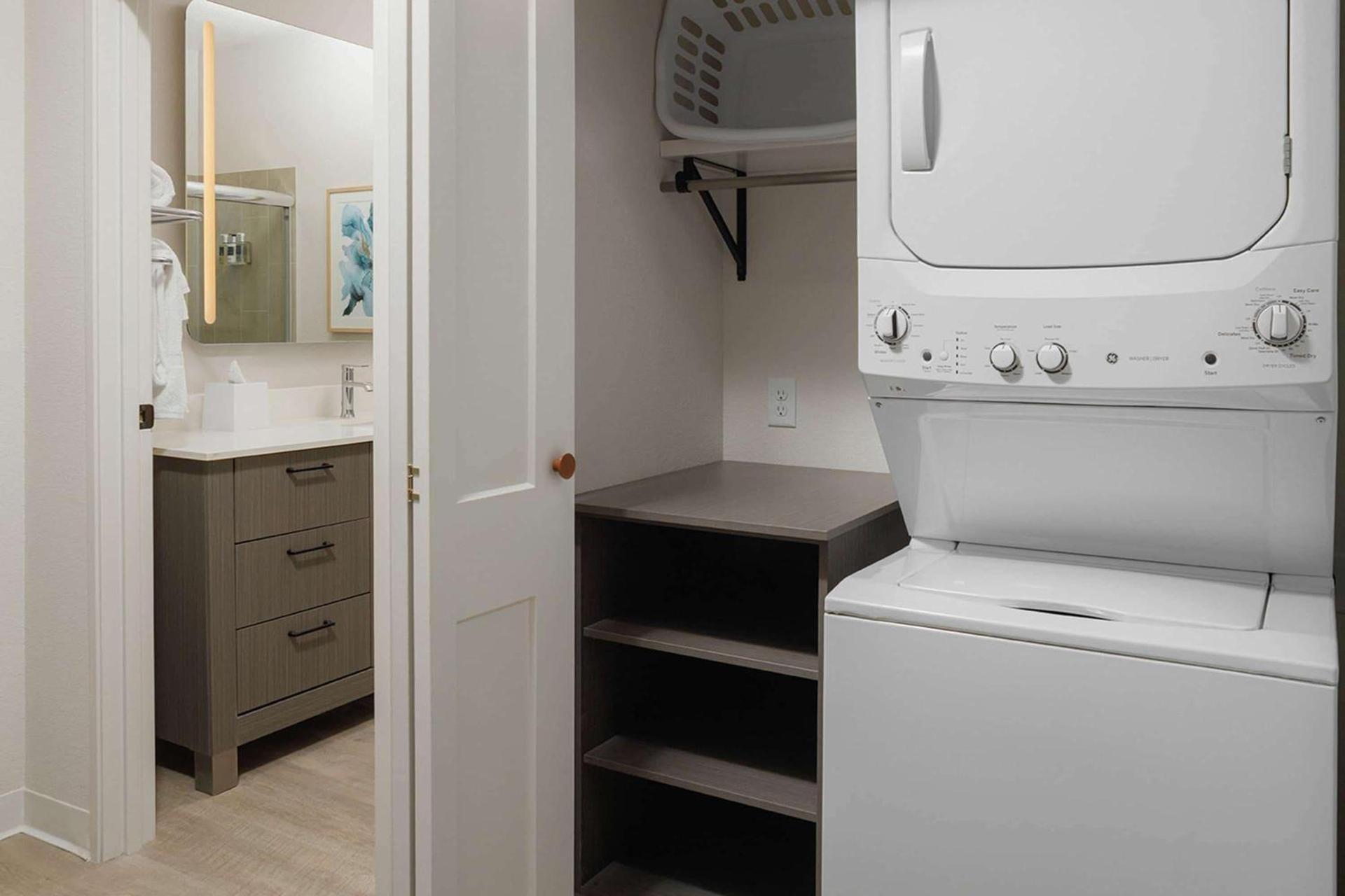 WaterWalk Extended Stay by Wyndham Jacksonville Deerwood Pk photo 6