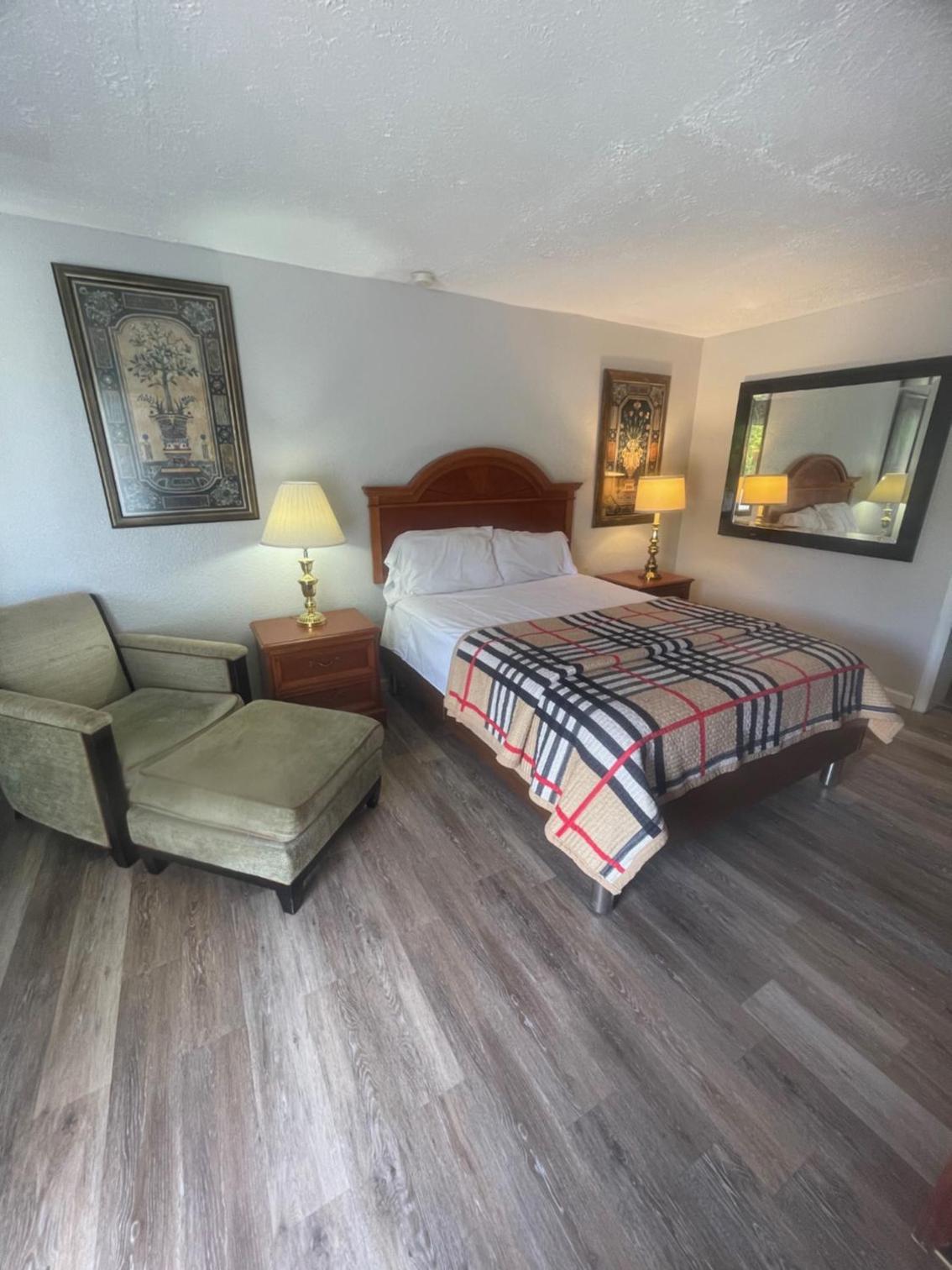 ANS INN & SUITES photo 44
