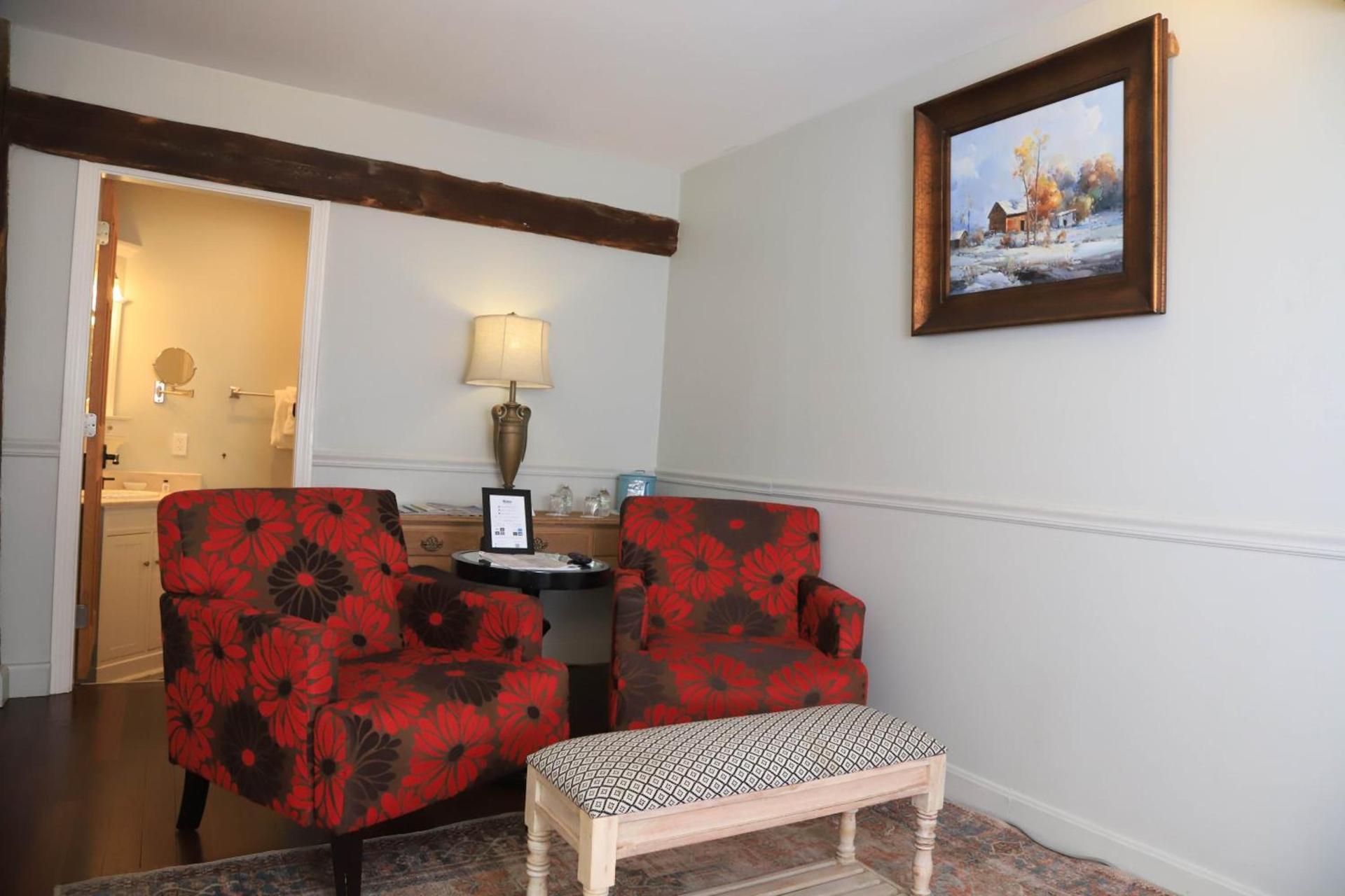 Hartstone Inn photo 27