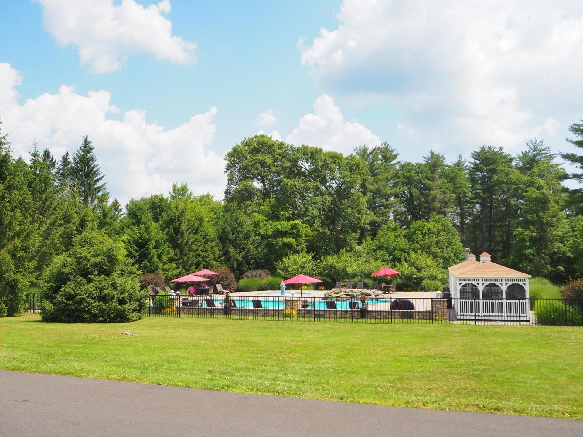 Woodfield Manor - A Sundance Vacations Property photo 10