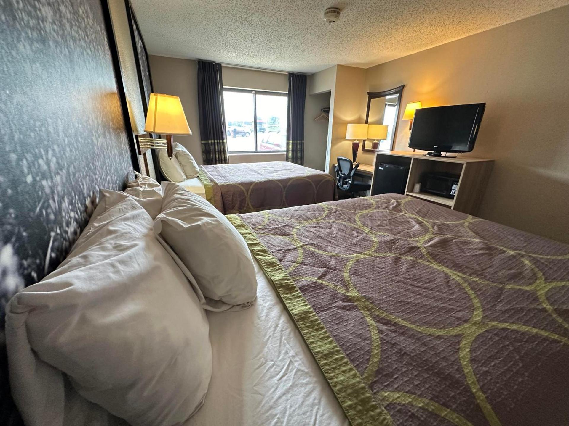 Super 8 by Wyndham Allentown Kutztown Area photo 13