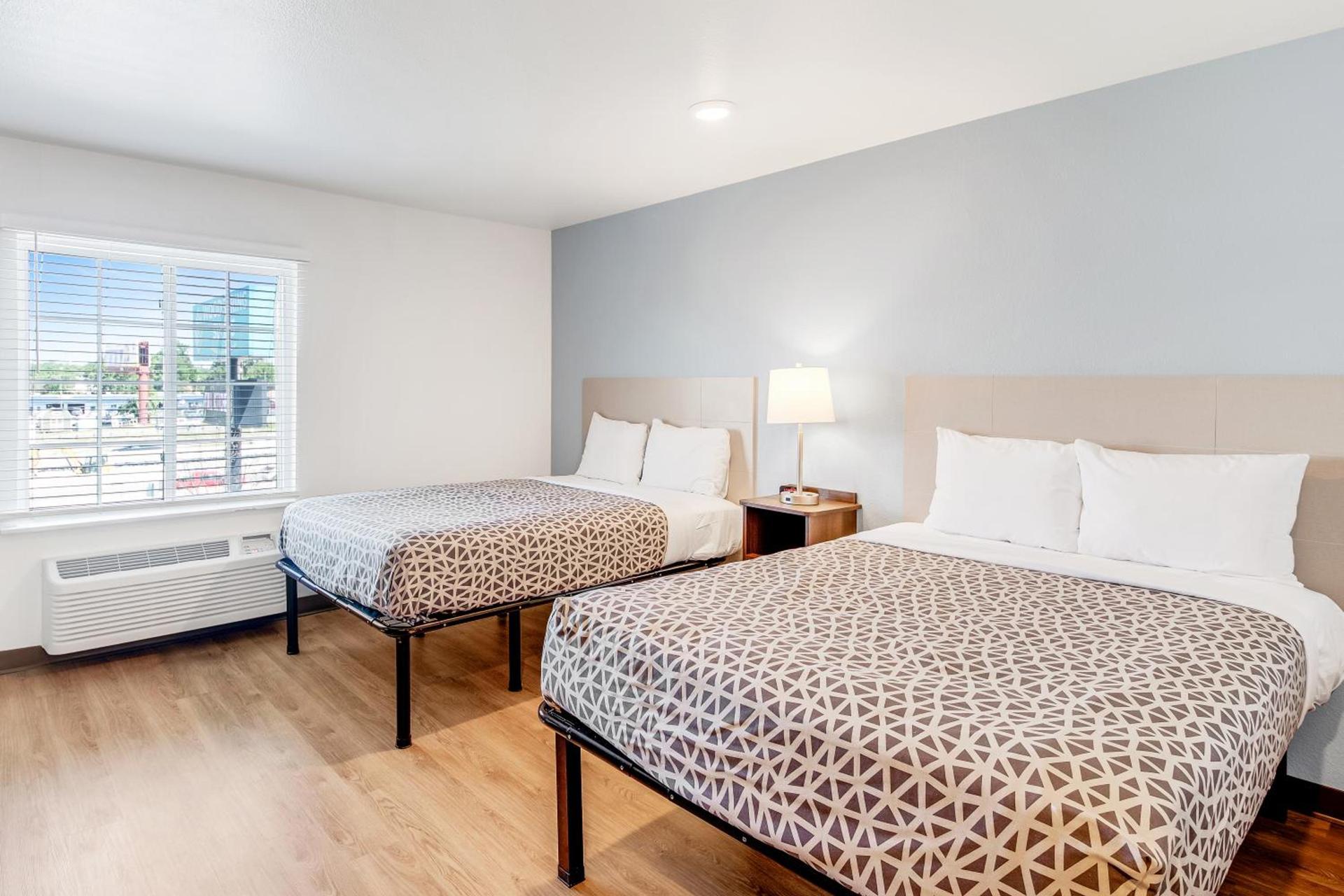 WoodSpring Suites Austin North I-35 photo 34