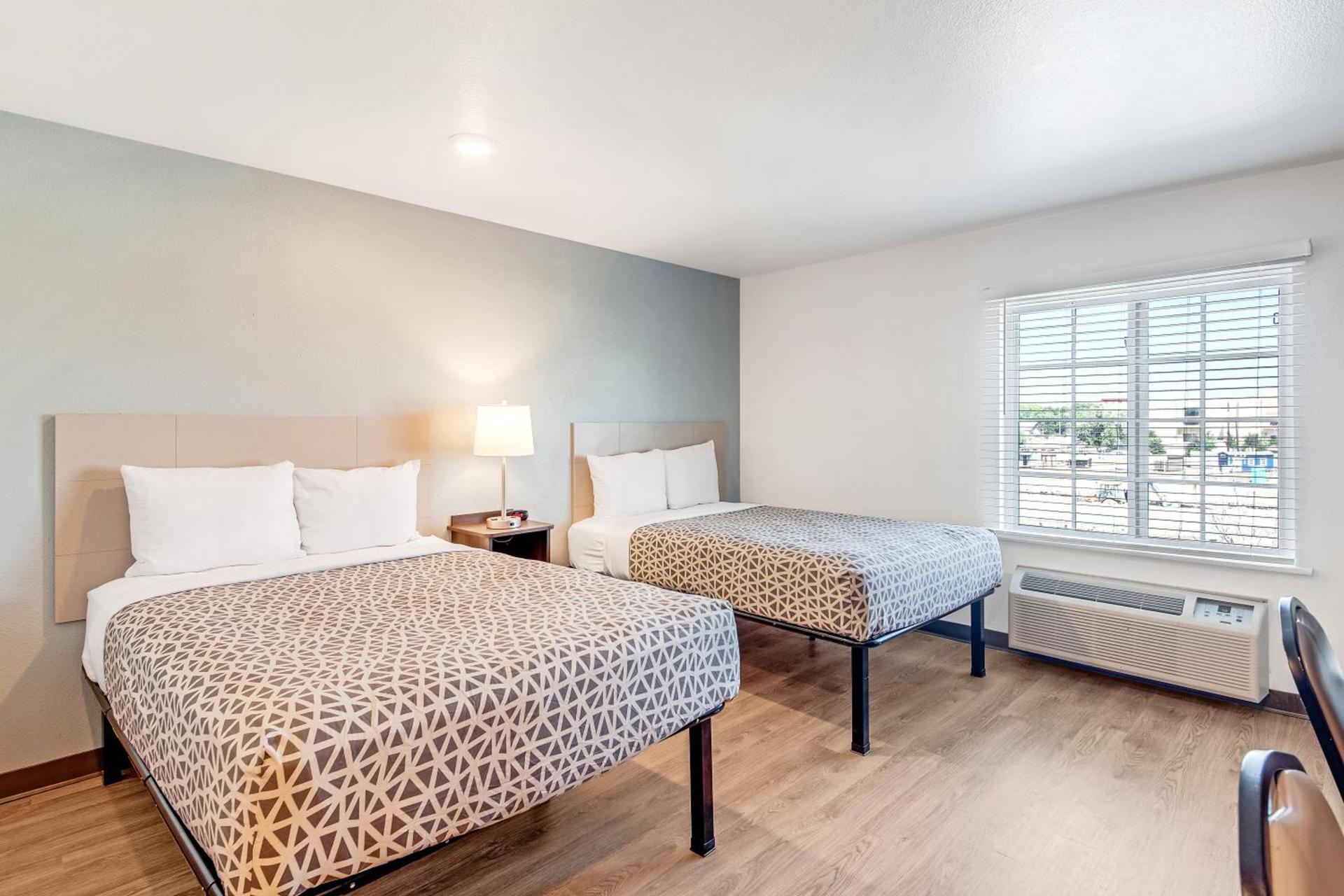 WoodSpring Suites Austin North I-35 photo 38
