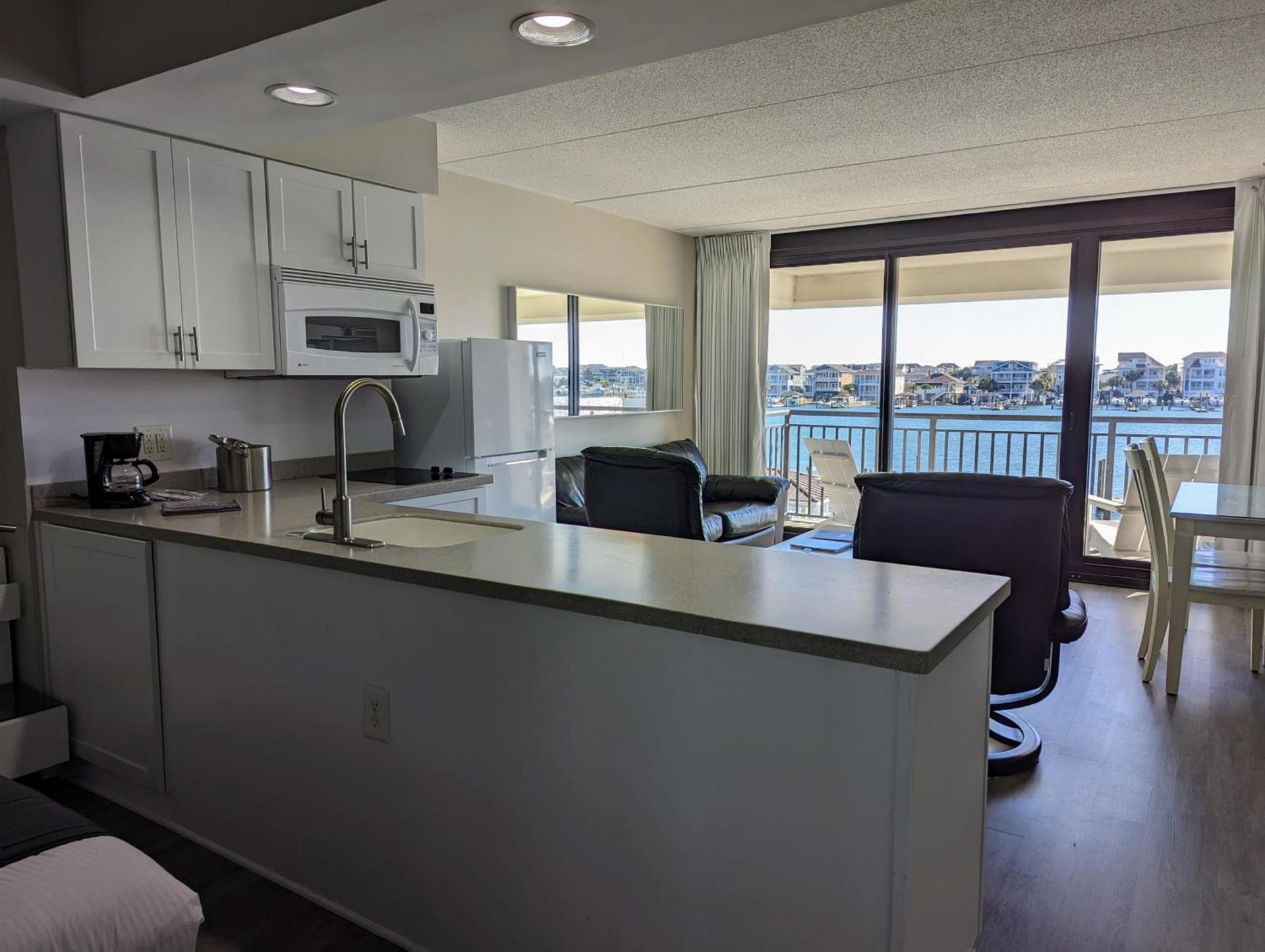 Harbor Inn photo 8