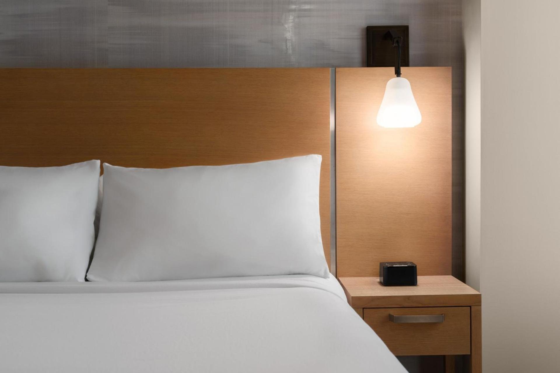 Courtyard by Marriott San Diego Gaslamp/Convention Center photo 18