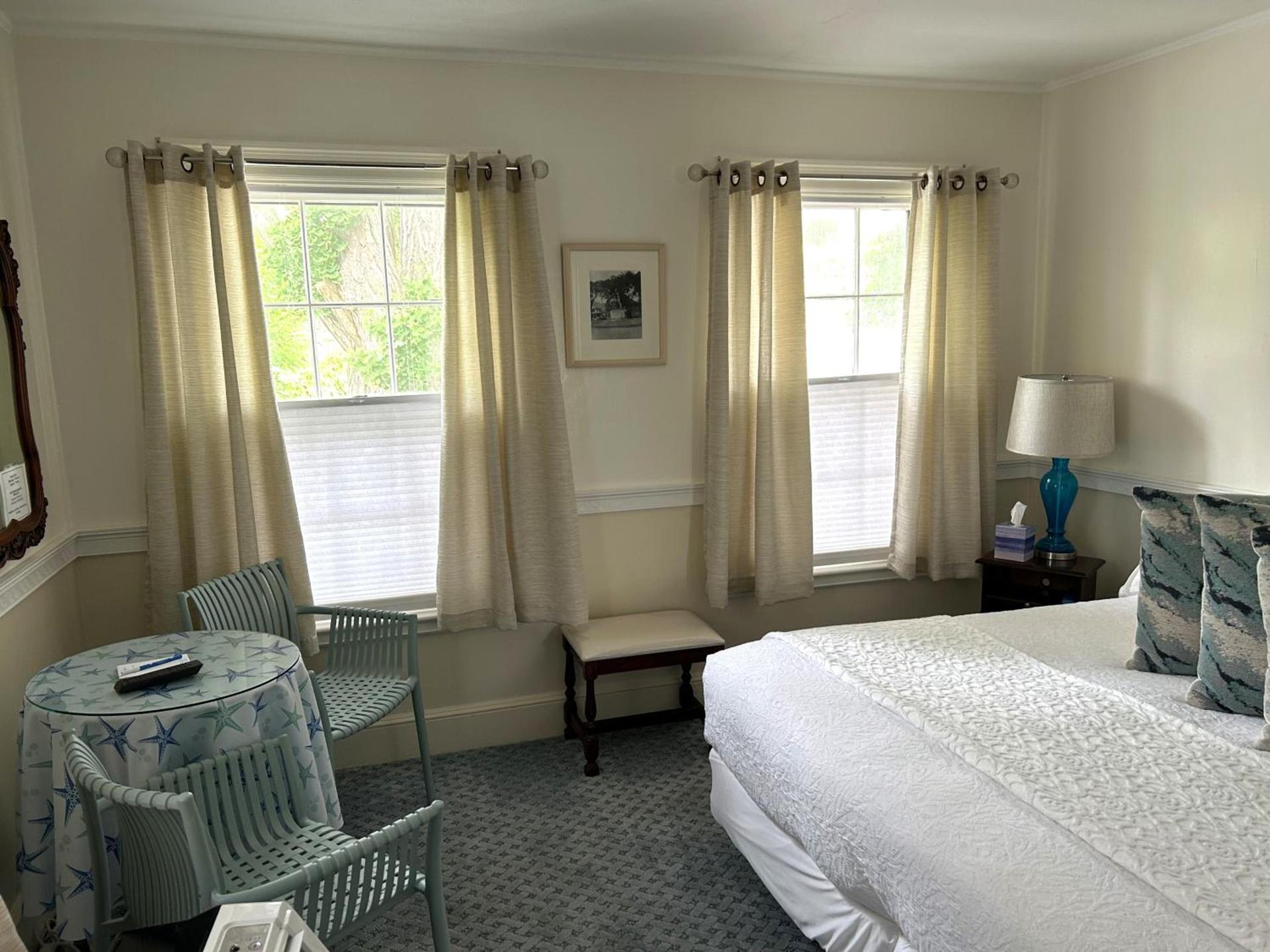 Harborview Inn photo 20