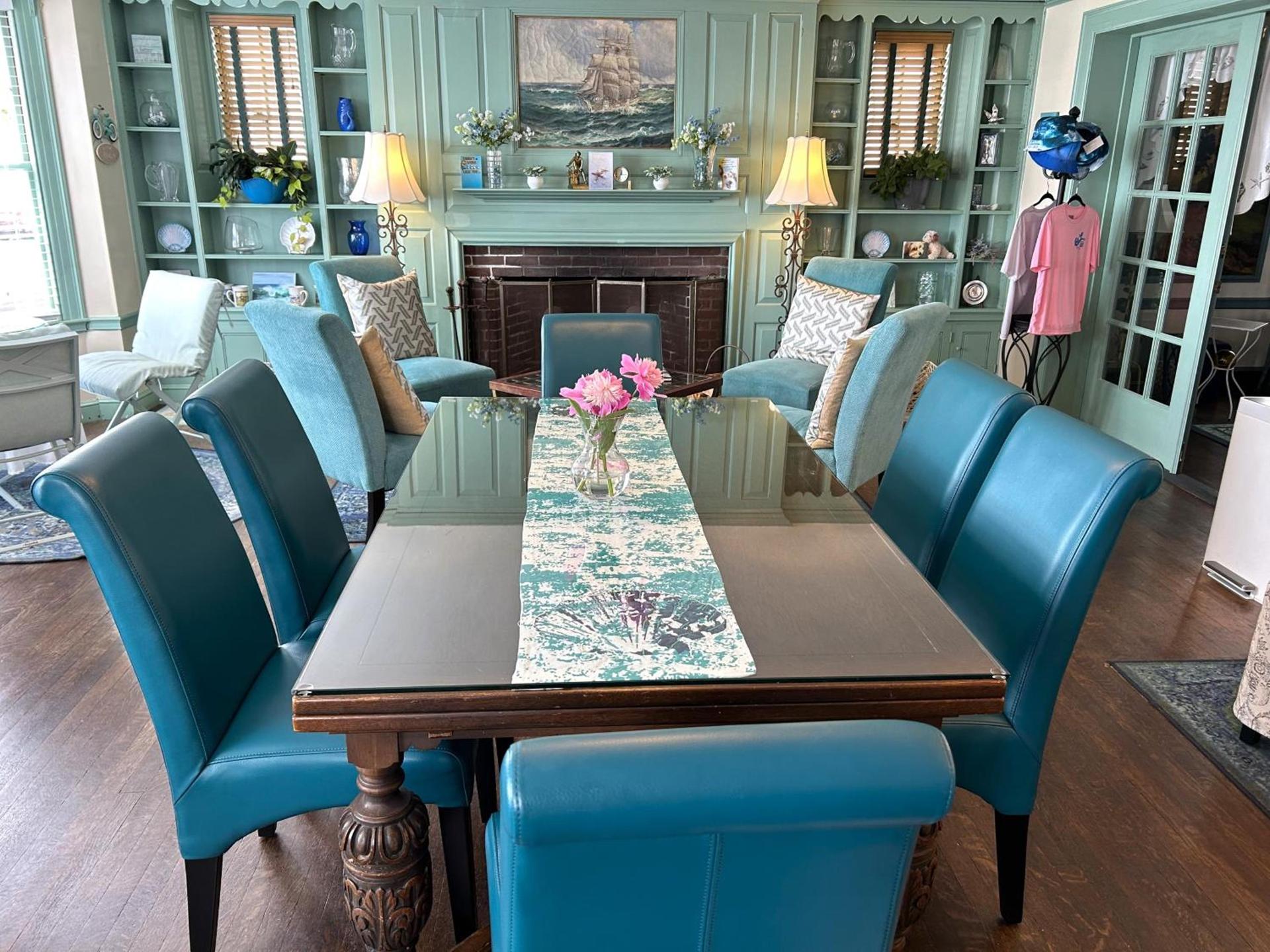 Harborview Inn photo 15