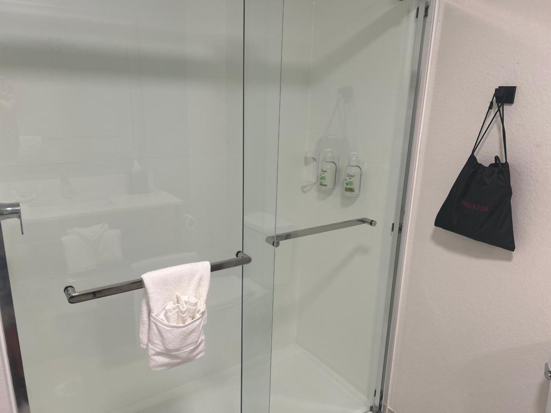 Wingate Suites By Wyndham Mansfield Ontario photo 42
