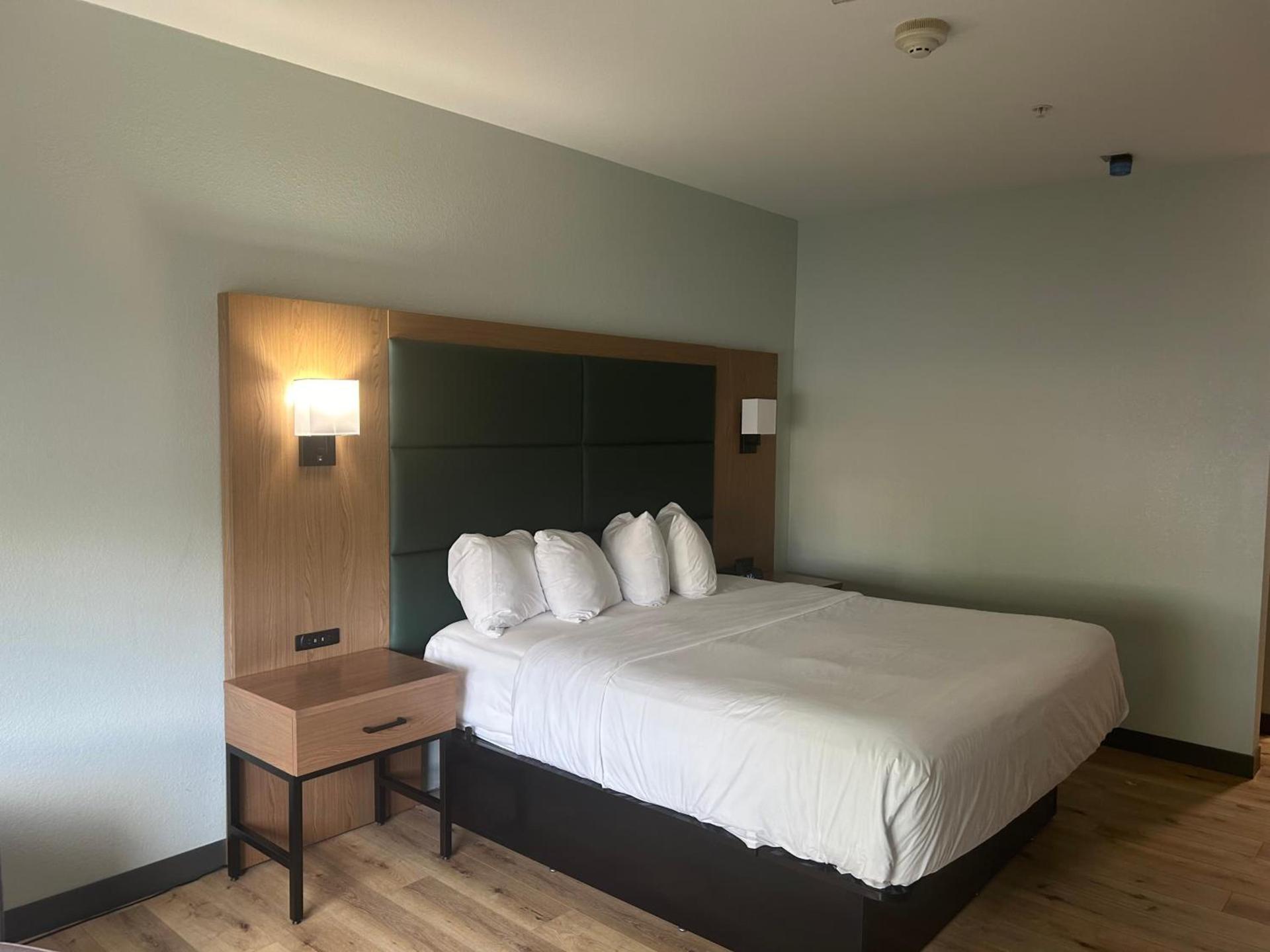 Wingate Suites By Wyndham Mansfield Ontario photo 45