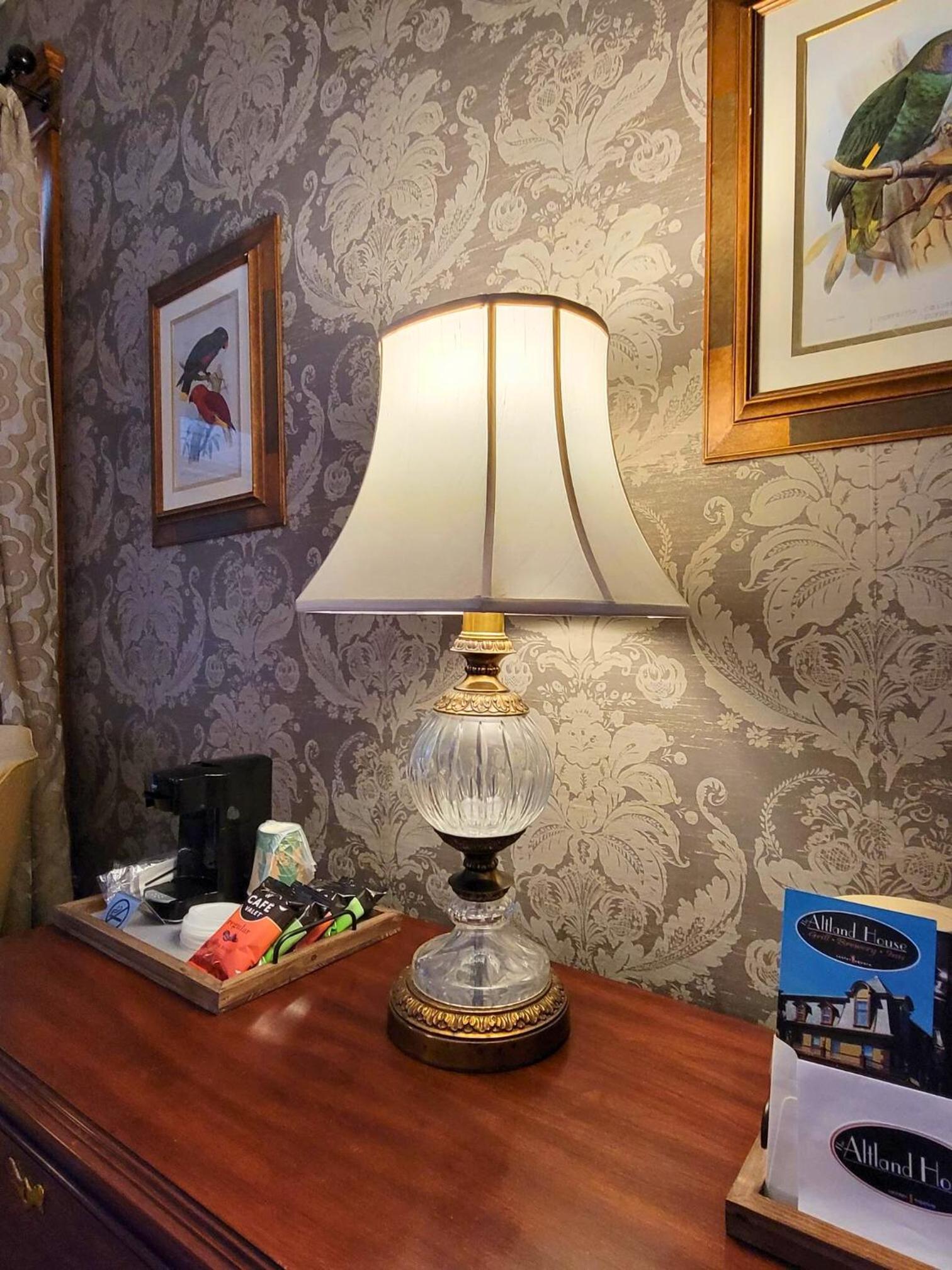 Altland House Inn & Suites photo 44